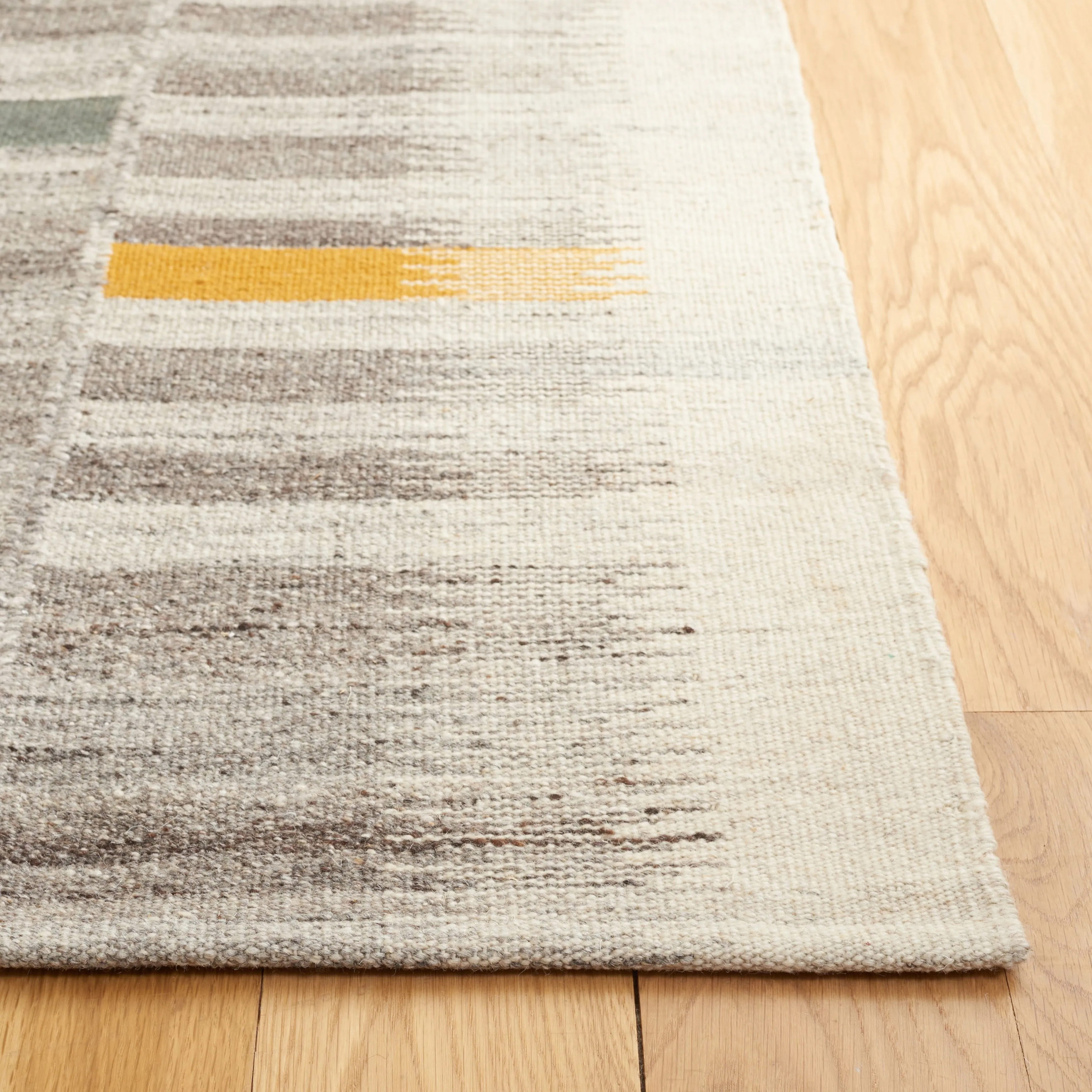 SAFAVIEH Handmade Kilim Ziynet Boho Stripe Wool Rug