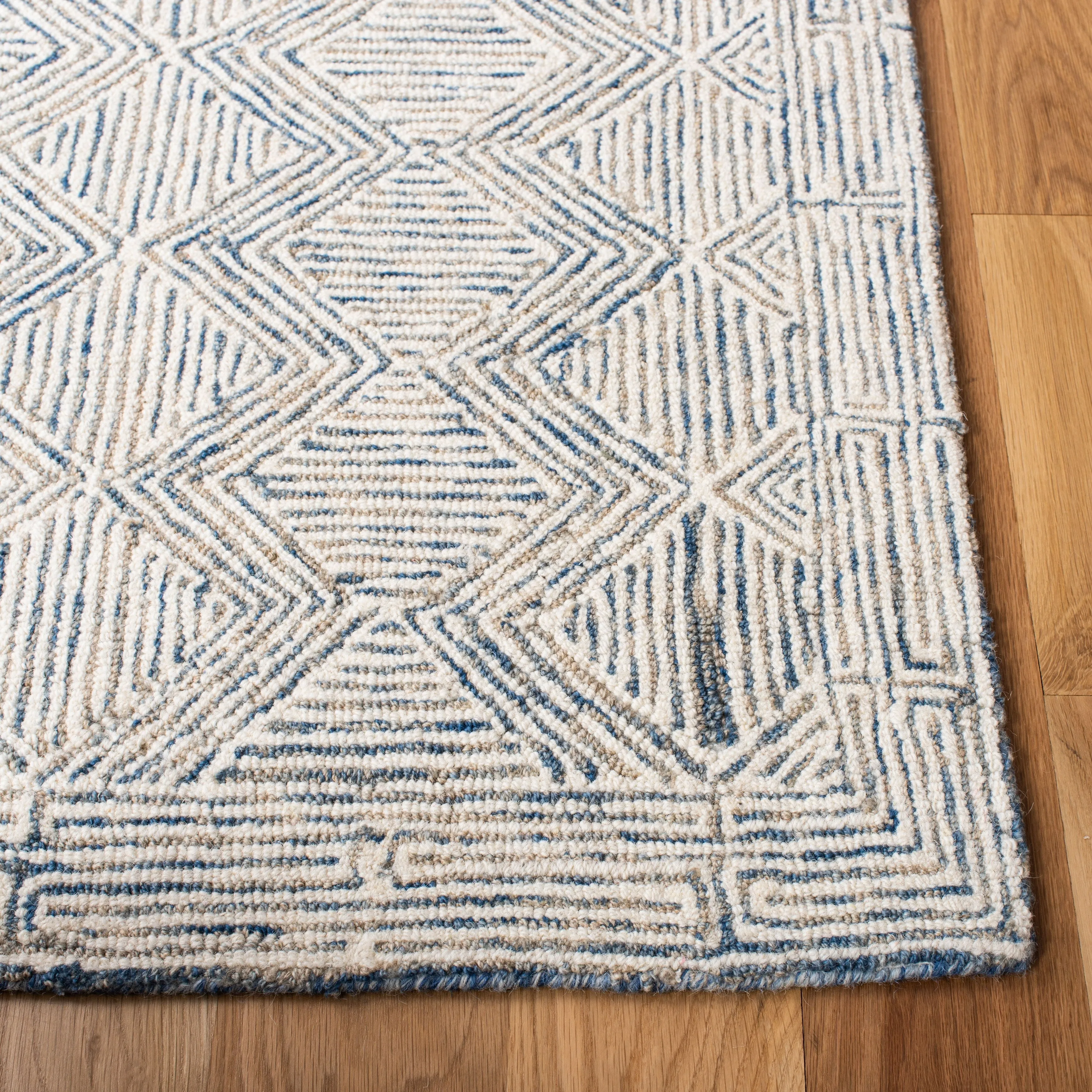 SAFAVIEH Handmade Micro-Loop Azra Transitional Wool Rug