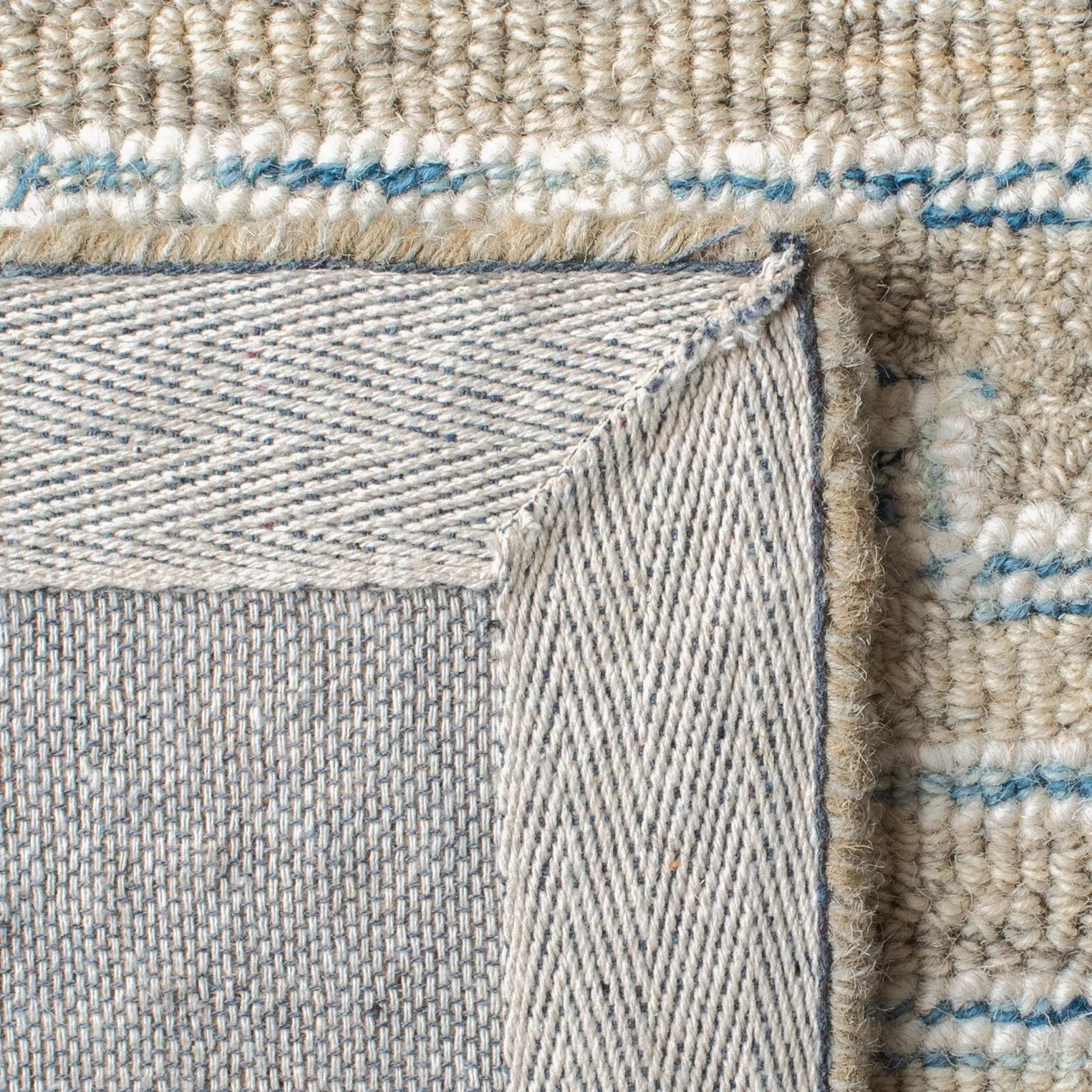 SAFAVIEH Handmade Micro-Loop Gatienne Modern Wool Rug