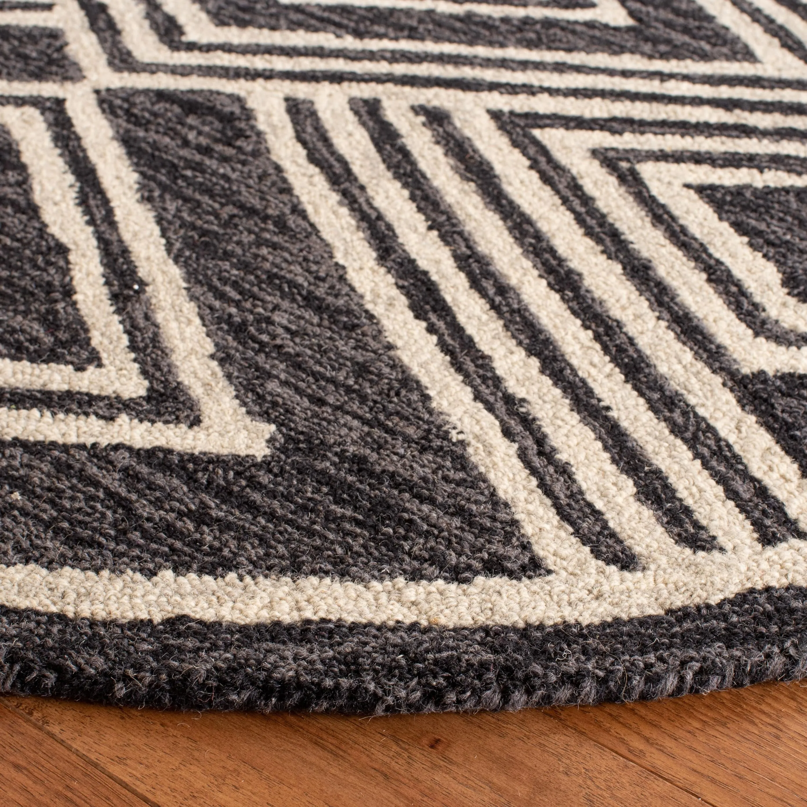 SAFAVIEH Handmade Micro-Loop Gudula Moroccan Wool Rug