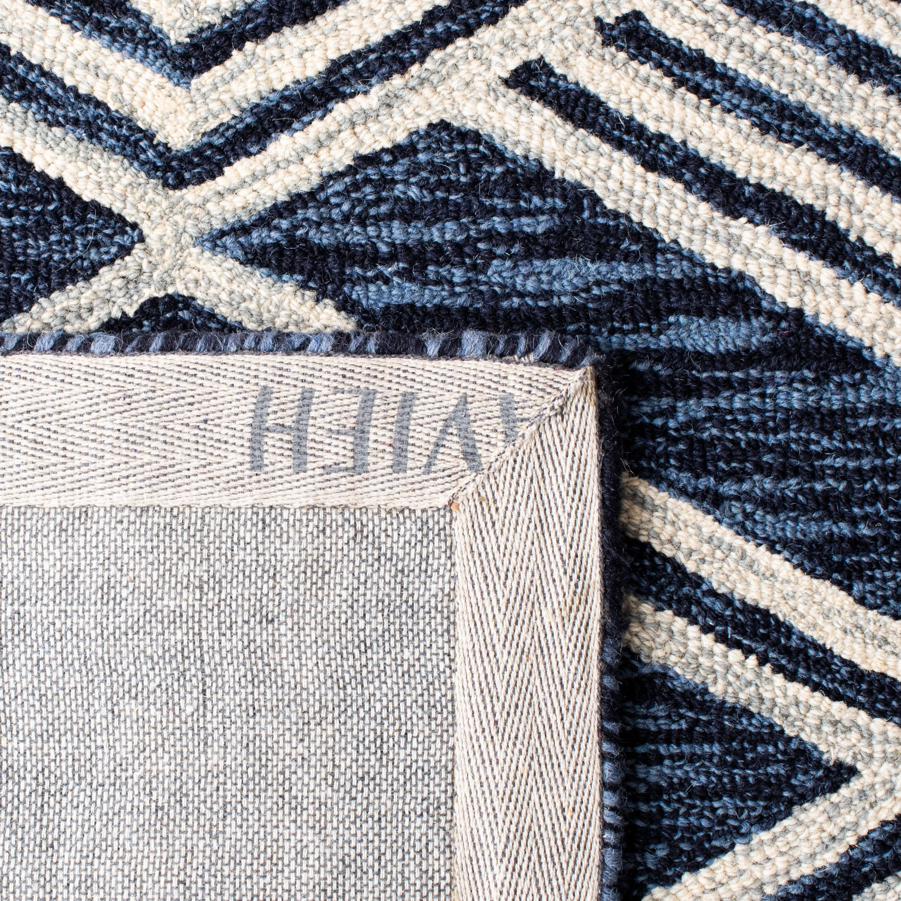 SAFAVIEH Handmade Micro-Loop Gudula Moroccan Wool Rug