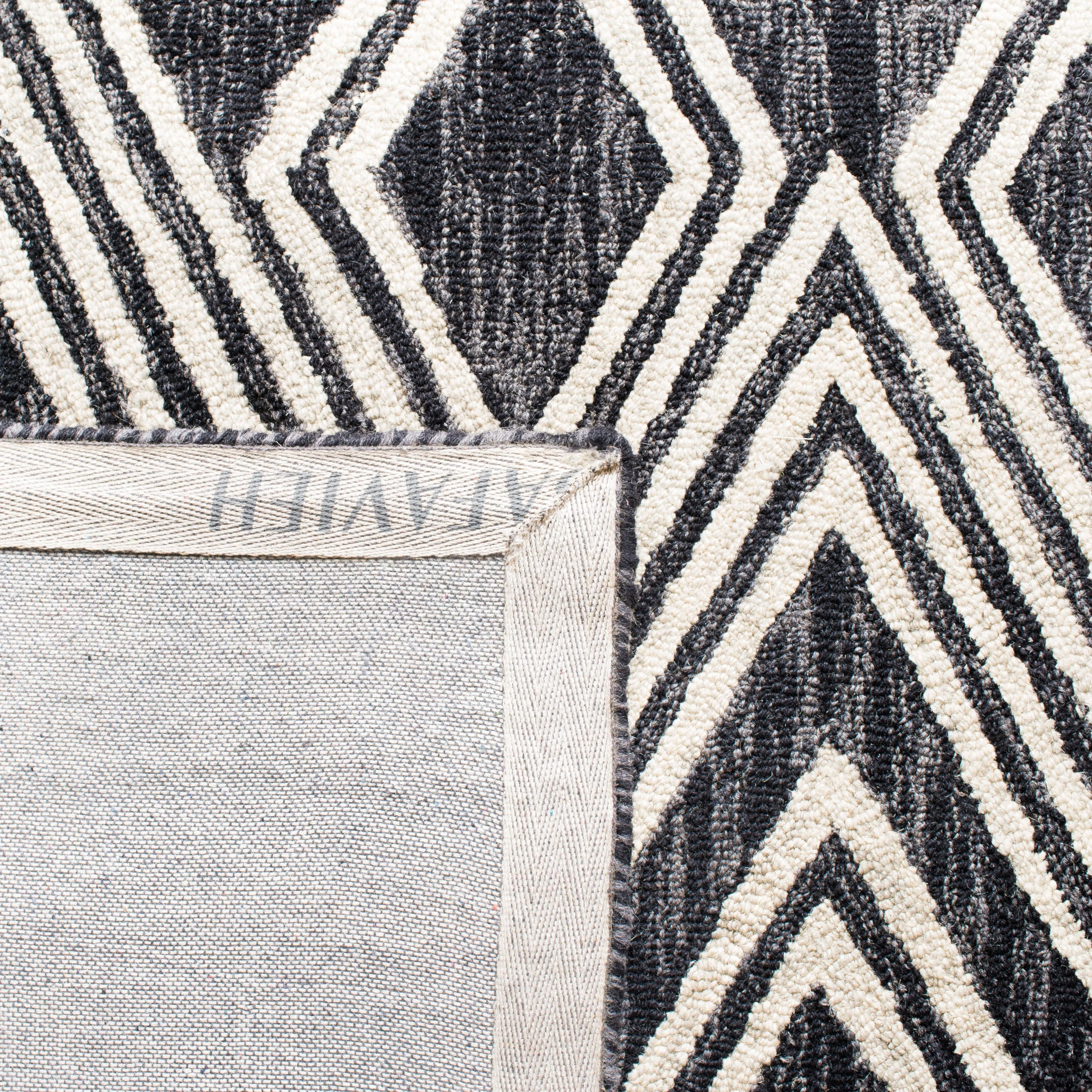 SAFAVIEH Handmade Micro-Loop Gudula Moroccan Wool Rug