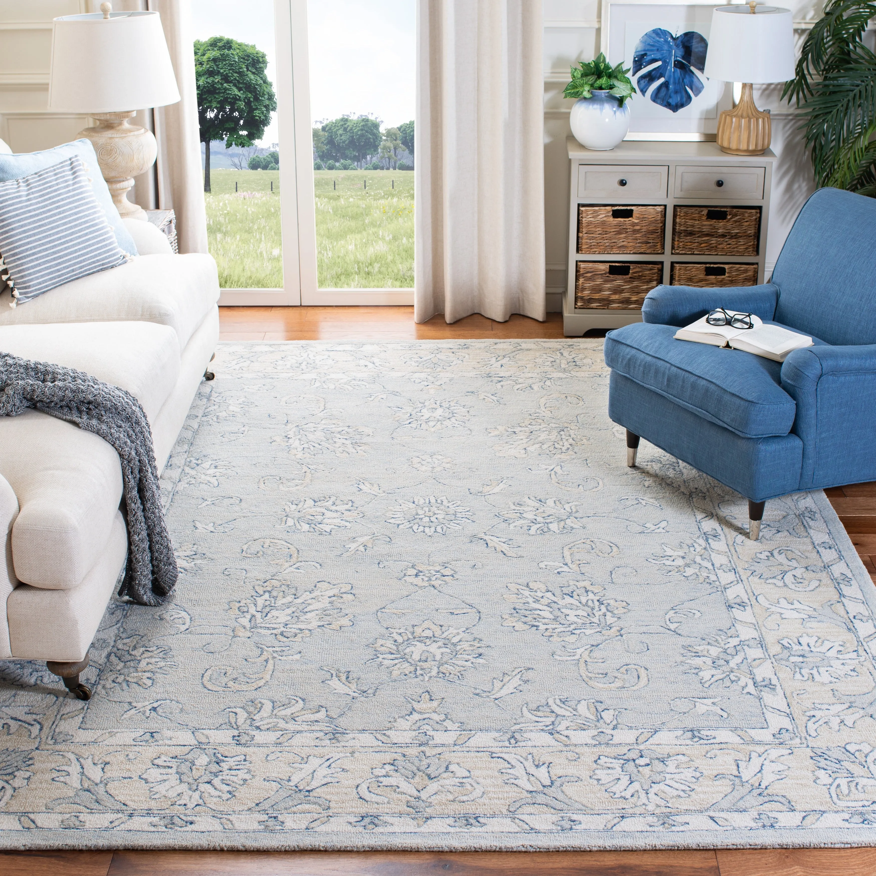 SAFAVIEH. Handmade Micro-Loop Kyrah Modern Wool Rug