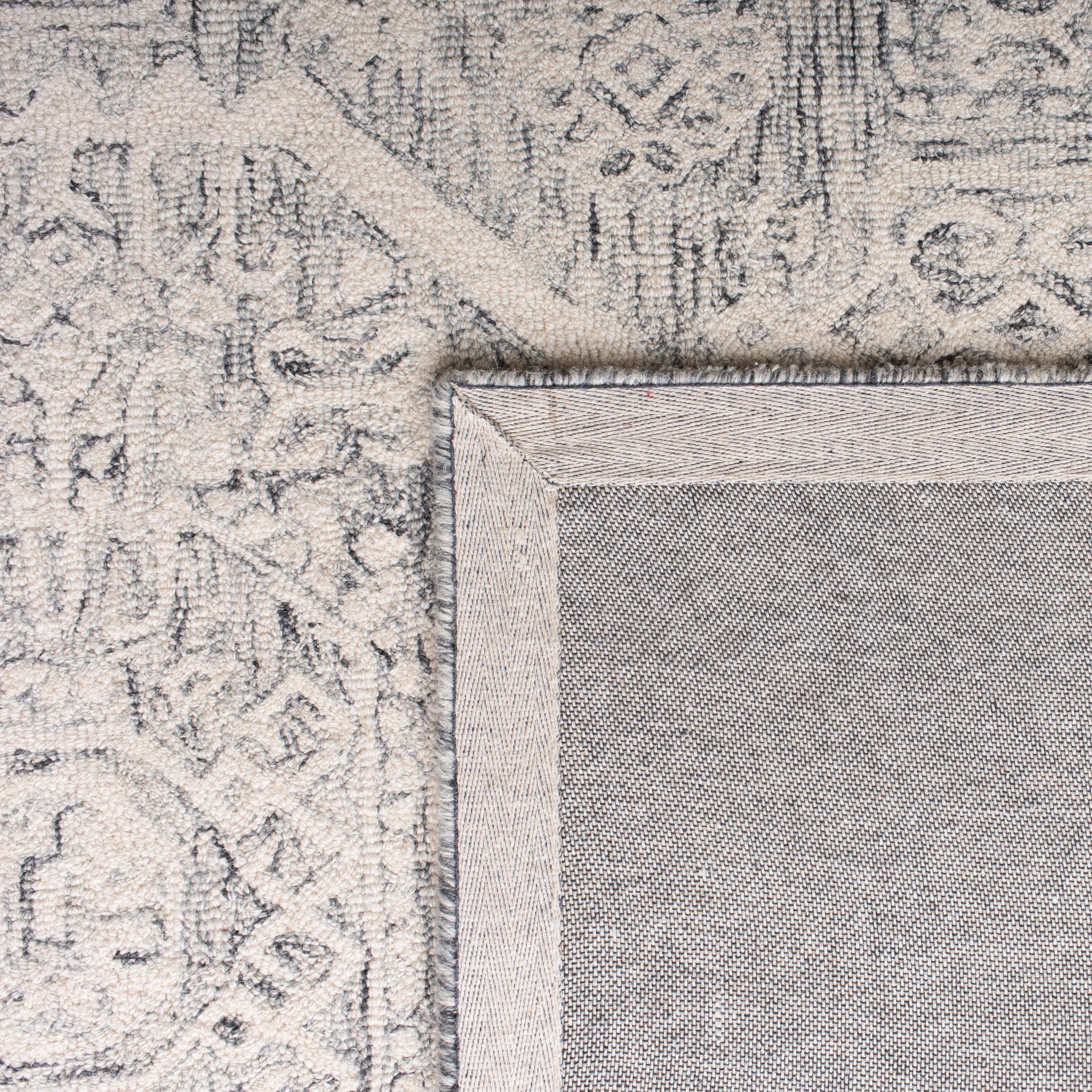 SAFAVIEH Handmade Micro-Loop Sunitha Transitional Wool Rug
