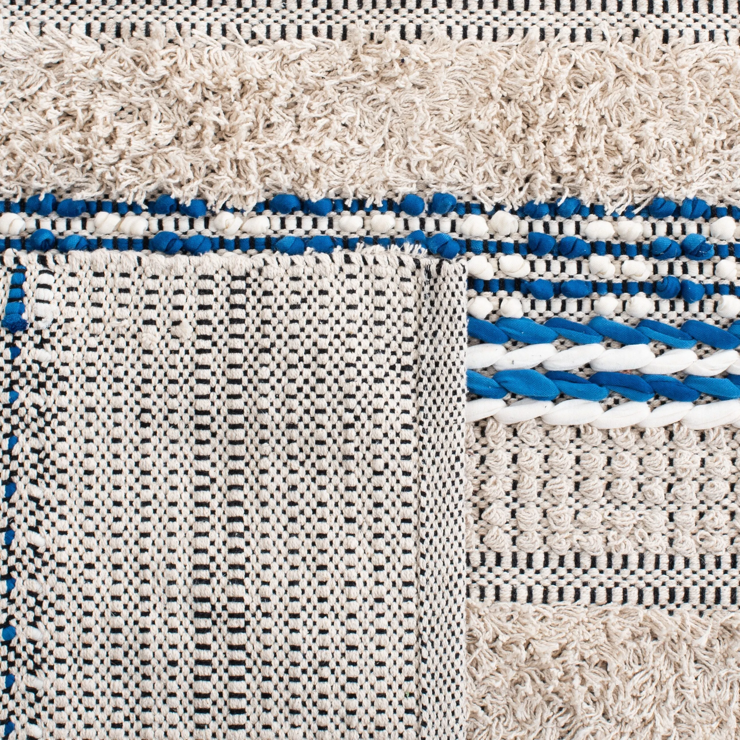 SAFAVIEH Handmade Natura Ingiridur Stripe Cotton Rug