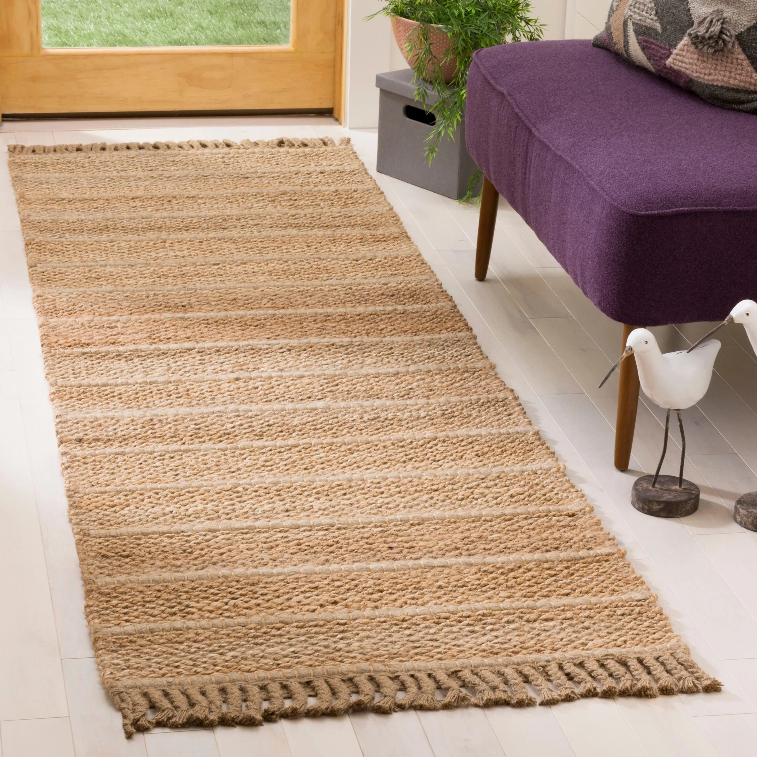 SAFAVIEH Handmade Natural Fiber Kamila Jute Tassel Rug