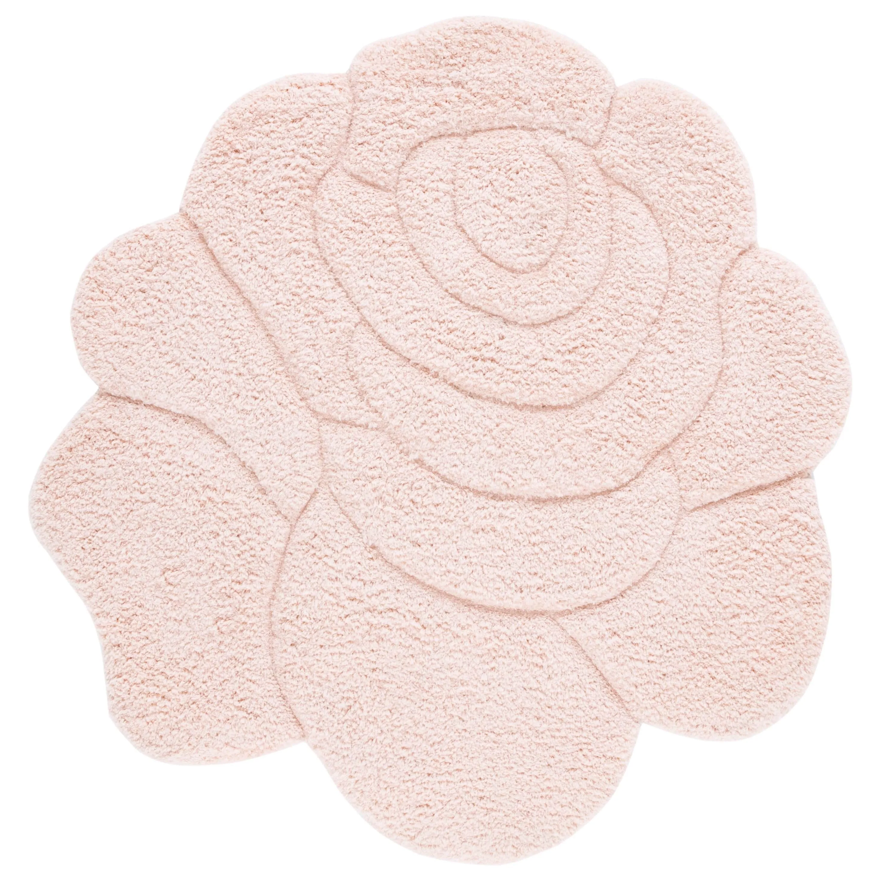 SAFAVIEH Handmade Novelty Yoselin Floral Rug