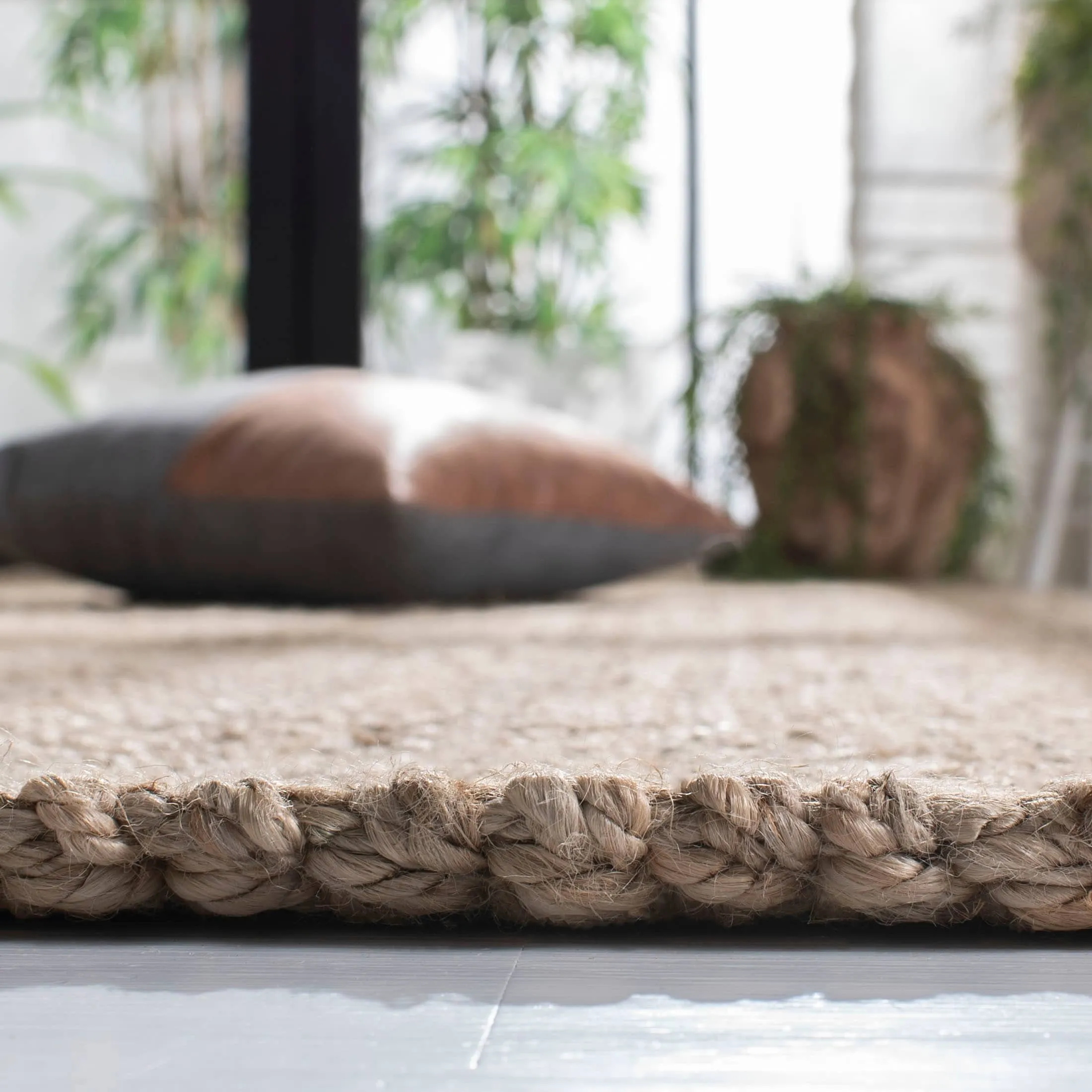 SAFAVIEH Handmade Ornella Madilynn Jute Fiber Area Rug