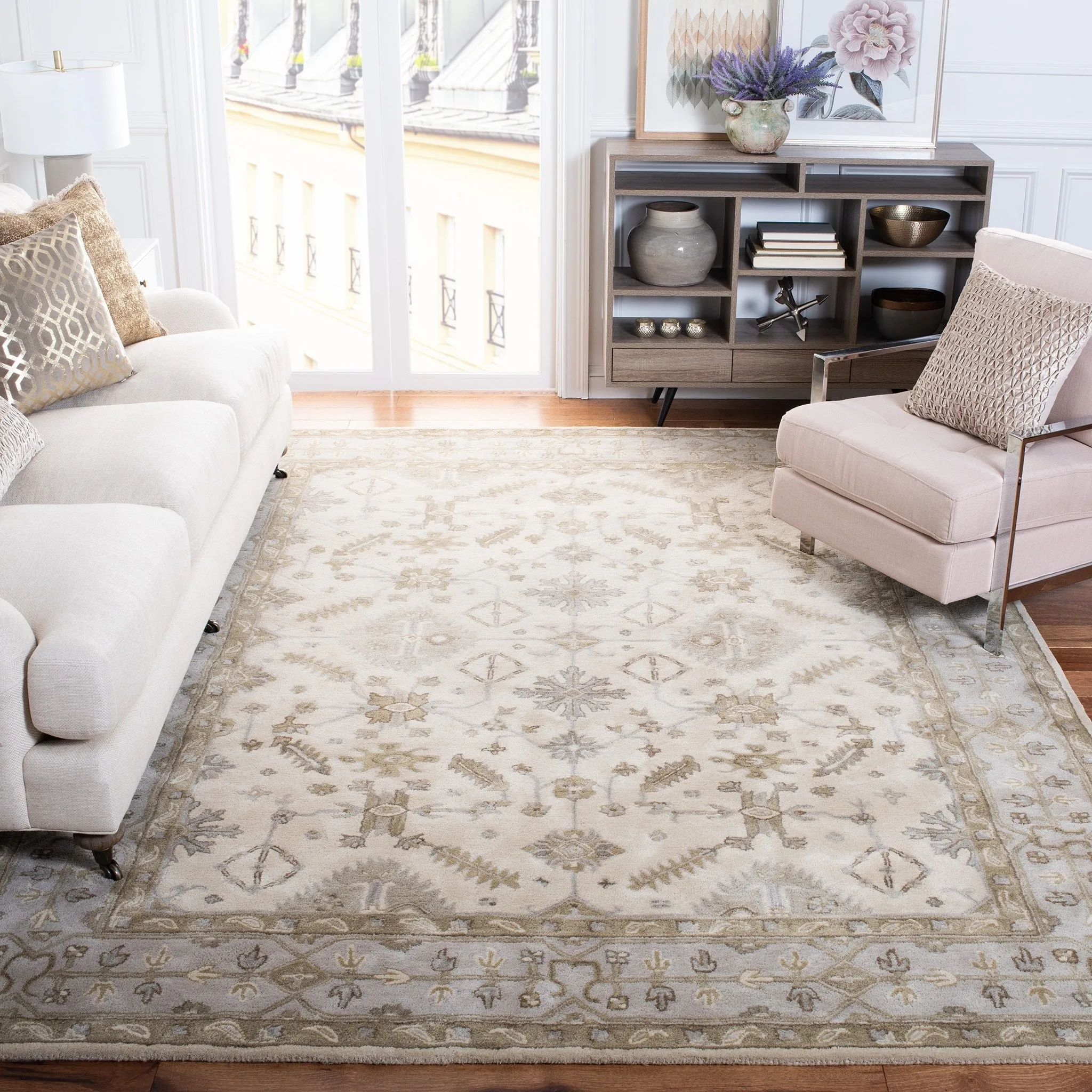 SAFAVIEH Handmade Royalty Jesuina Traditional Oriental Wool Rug