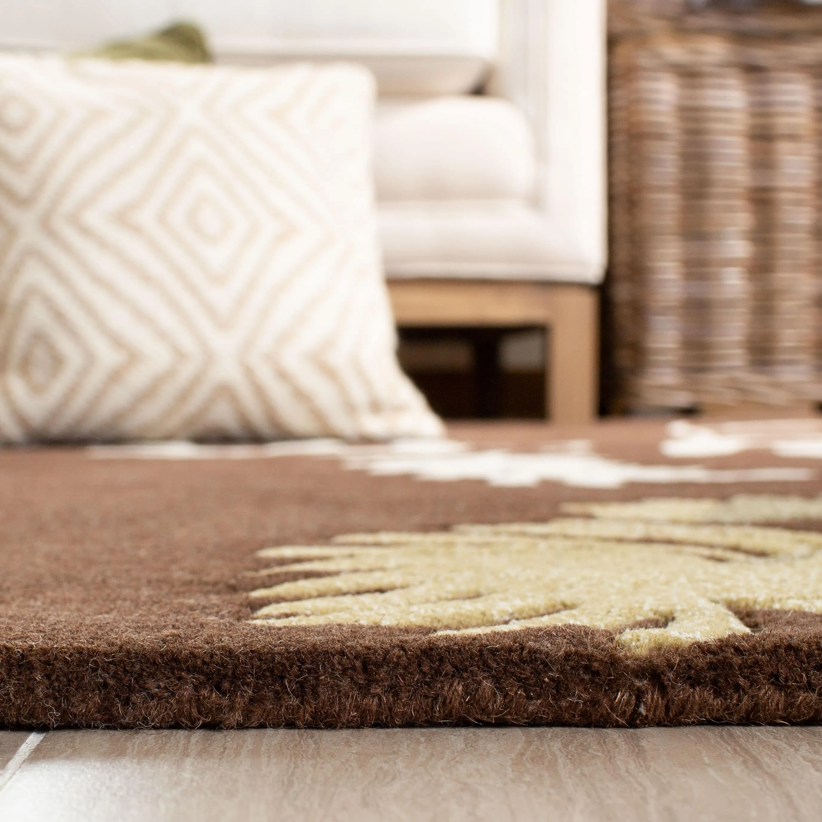 SAFAVIEH. Handmade Soho Kelsi Twigs N.Z. Wool Rug