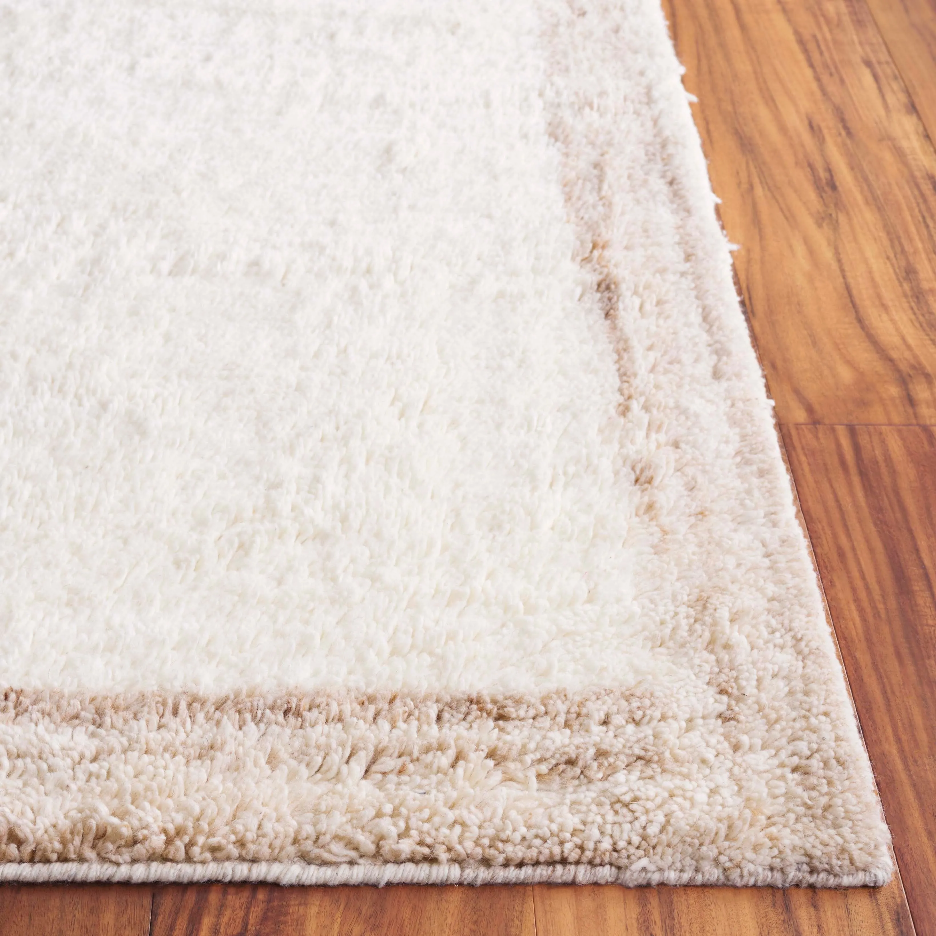 SAFAVIEH Handmade Vermont Autumn Transitional Wool Rug