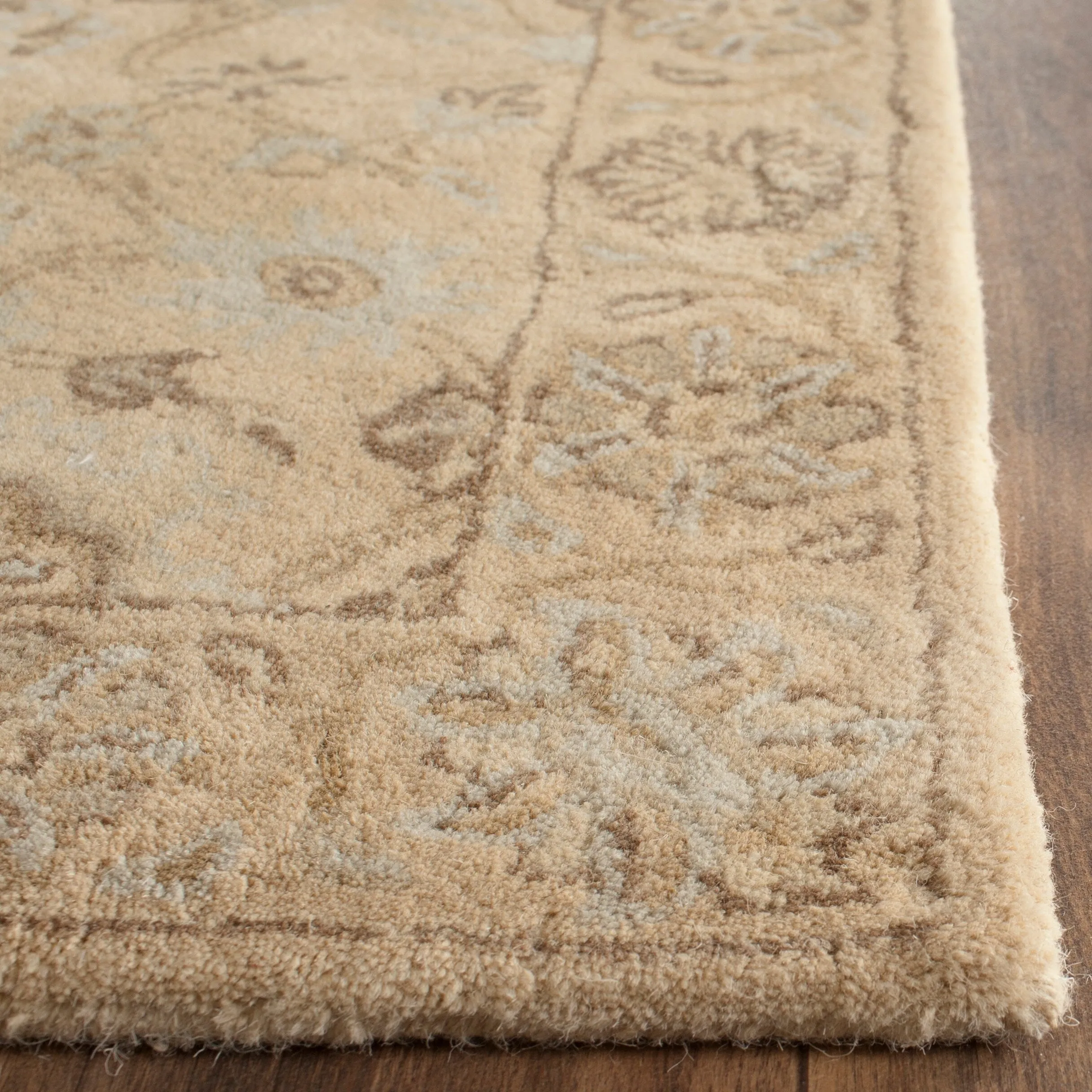 SAFAVIEH Handmade Wyndham Donjeta Modern Wool Rug