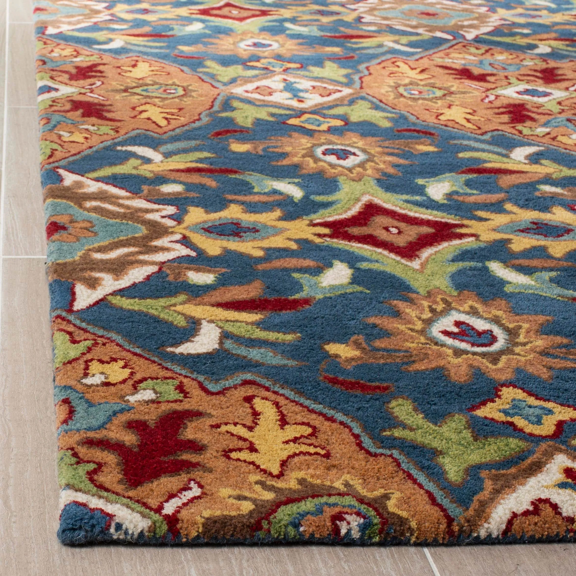 SAFAVIEH Heritage Sheena Hand-tufted Wool Area Rug