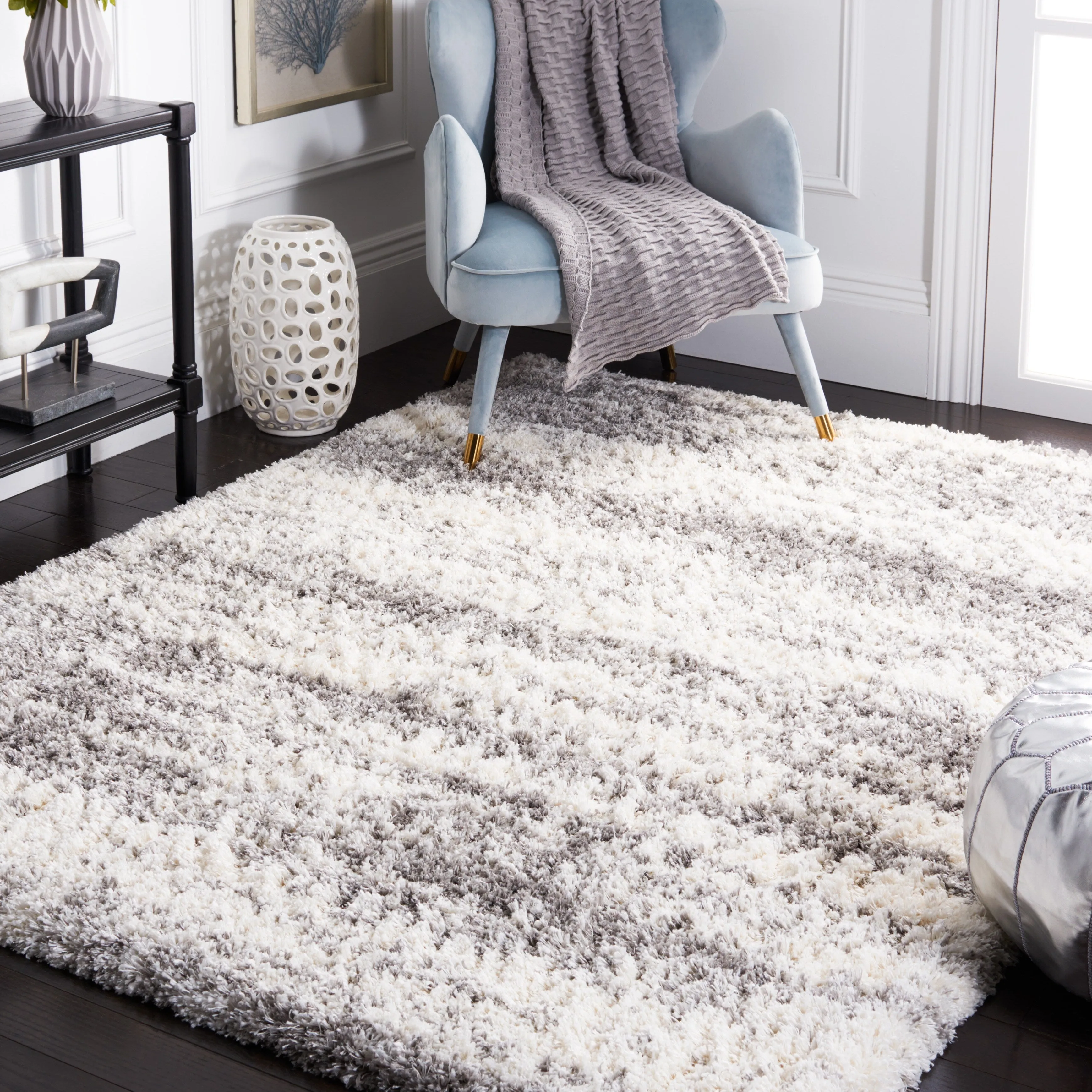 SAFAVIEH Iceland Shag Sheree Abstract 2.6-inch Thick Rug
