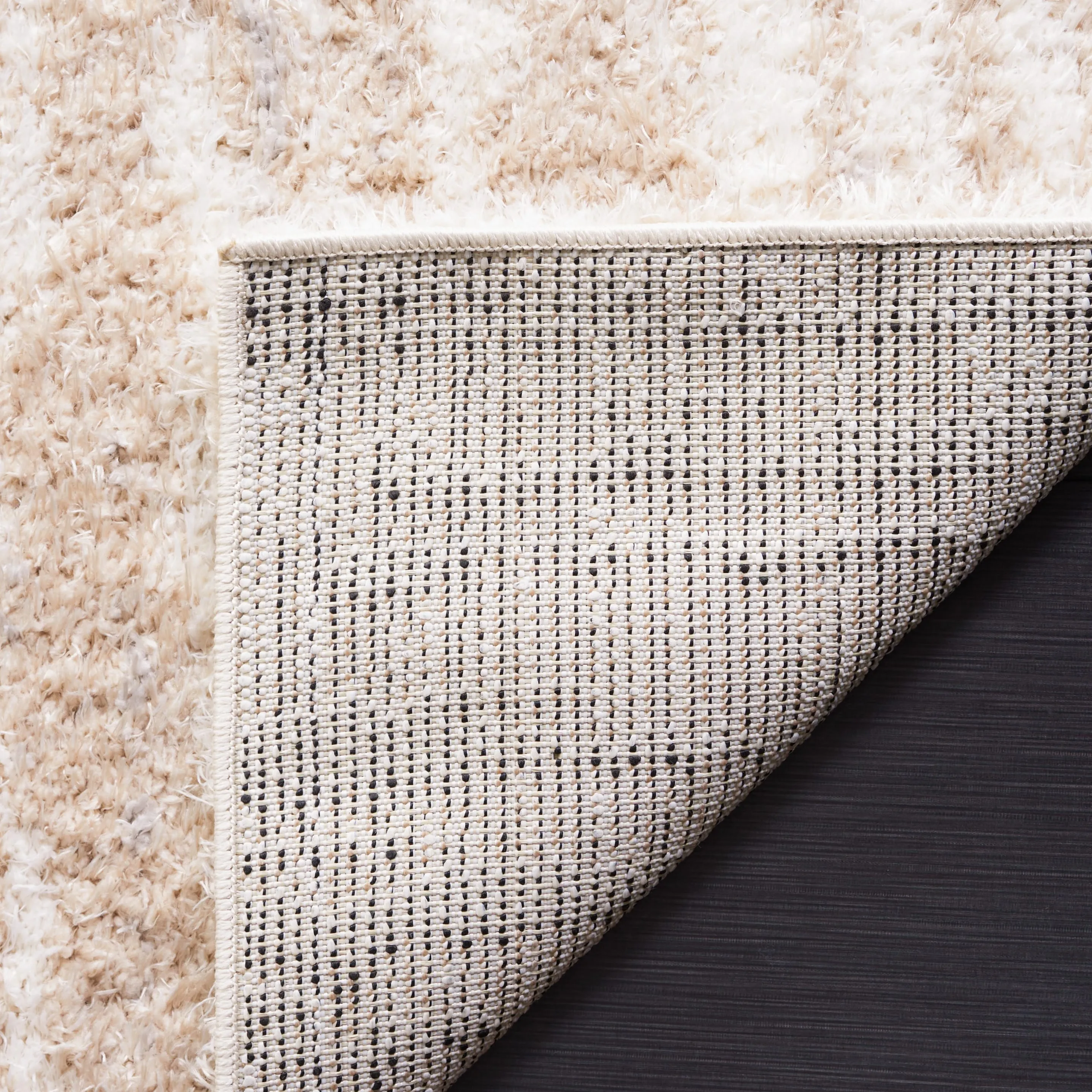 SAFAVIEH Lindsay Shag Shirlene Modern Abstract 2-inch Thick Rug