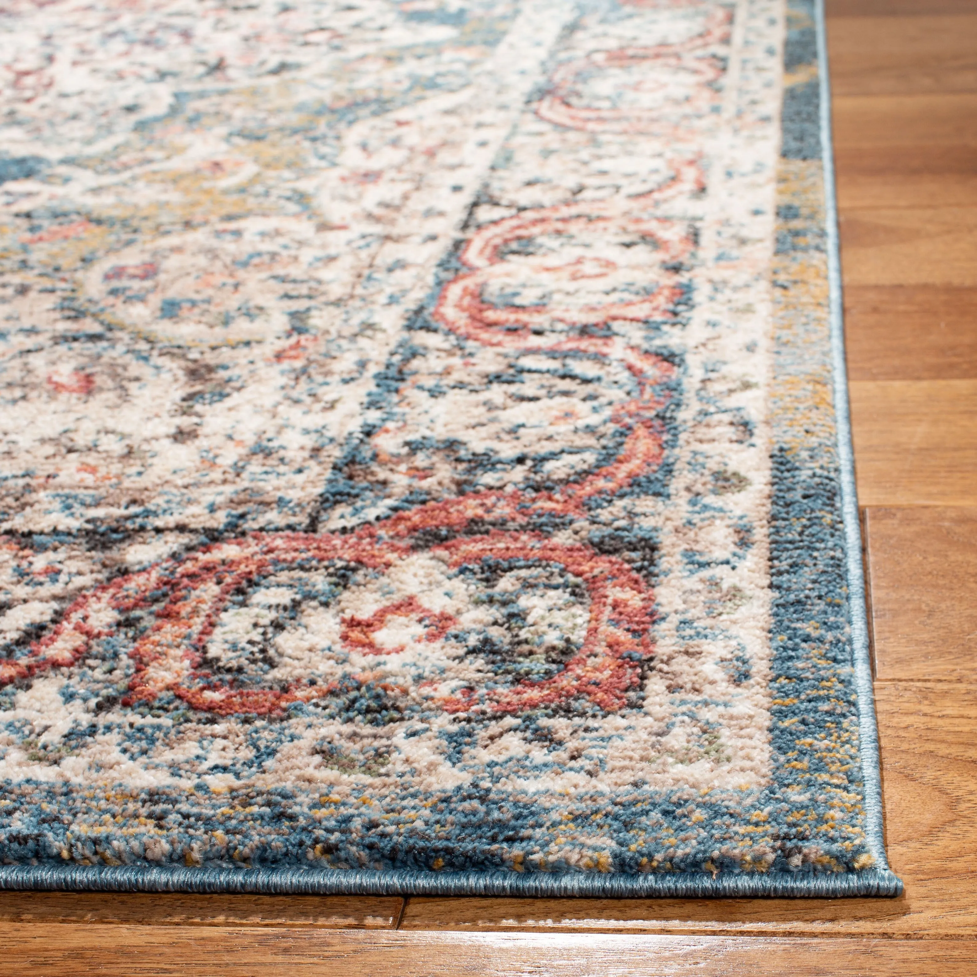 SAFAVIEH Lyric Vintage Medallion Polyester Rug