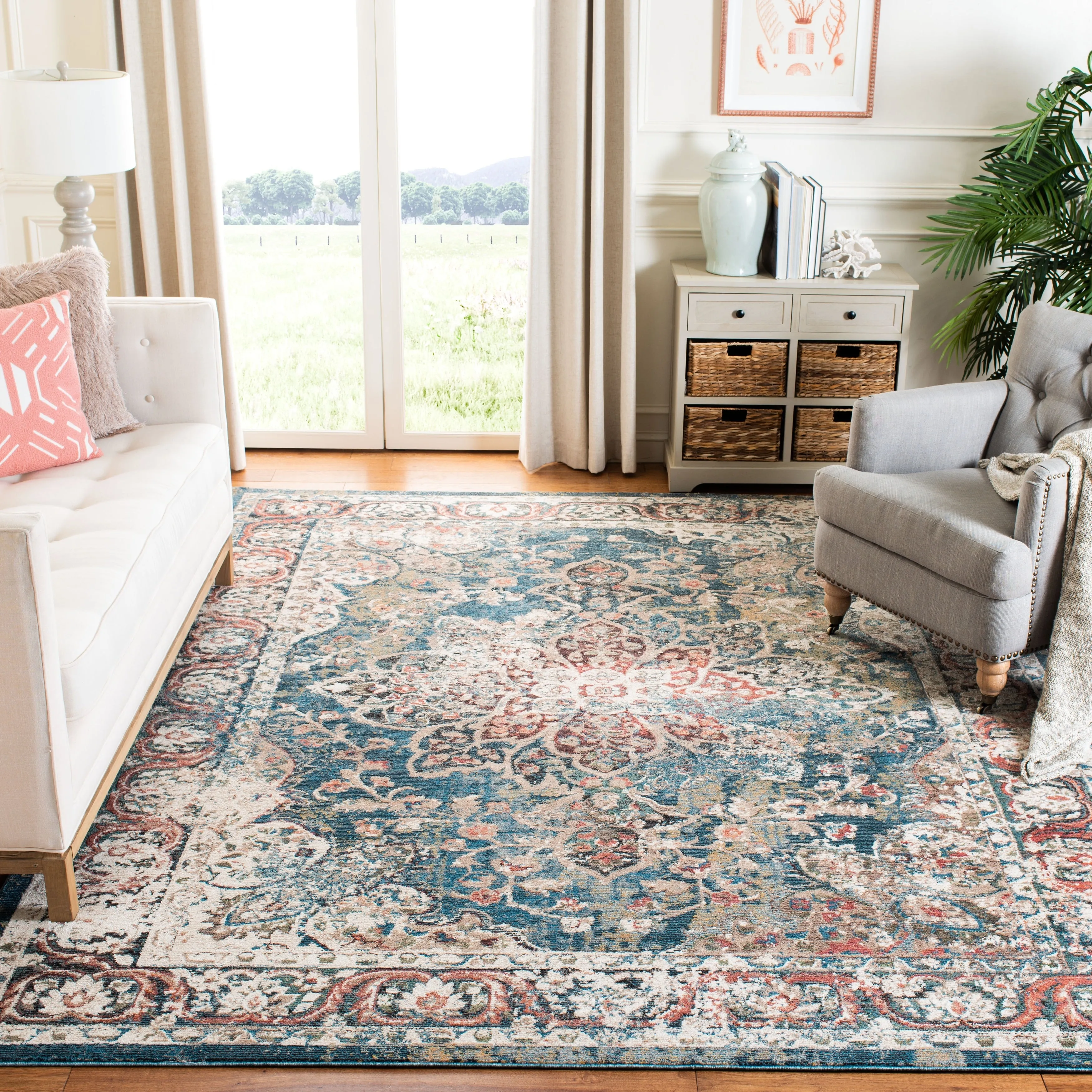 SAFAVIEH Lyric Vintage Medallion Polyester Rug