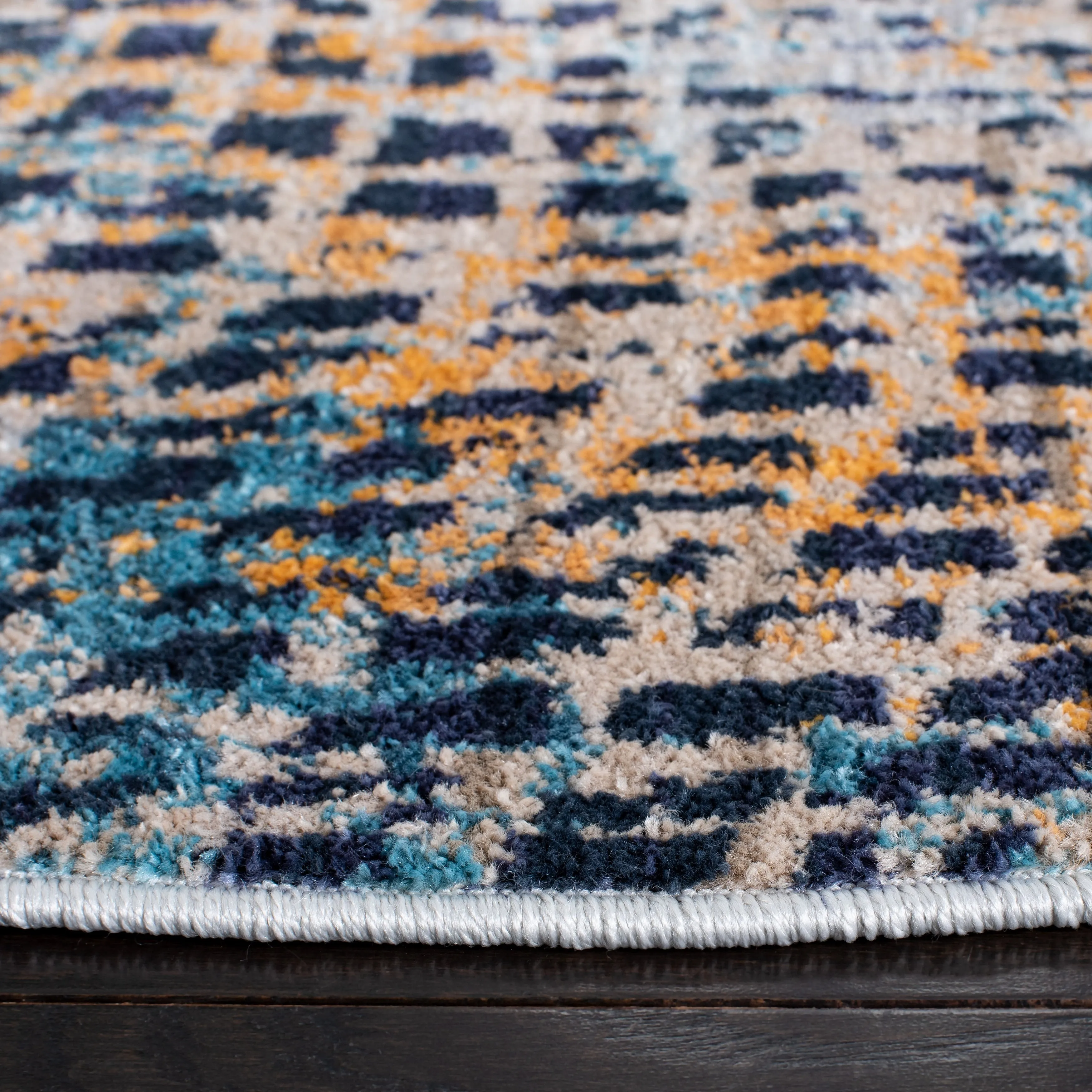 SAFAVIEH Madison Enriqueta Modern Abstract Rug