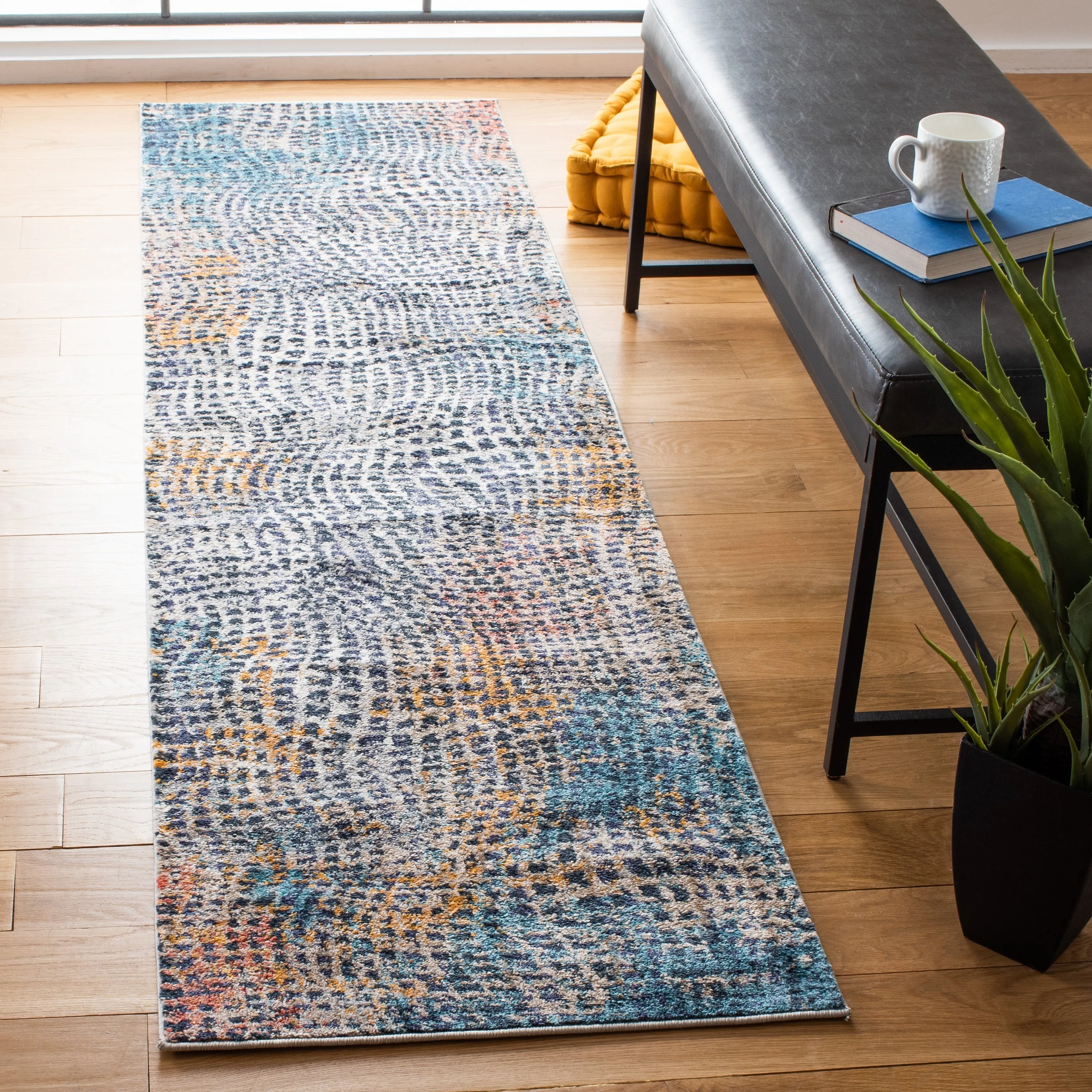 SAFAVIEH Madison Enriqueta Modern Abstract Rug