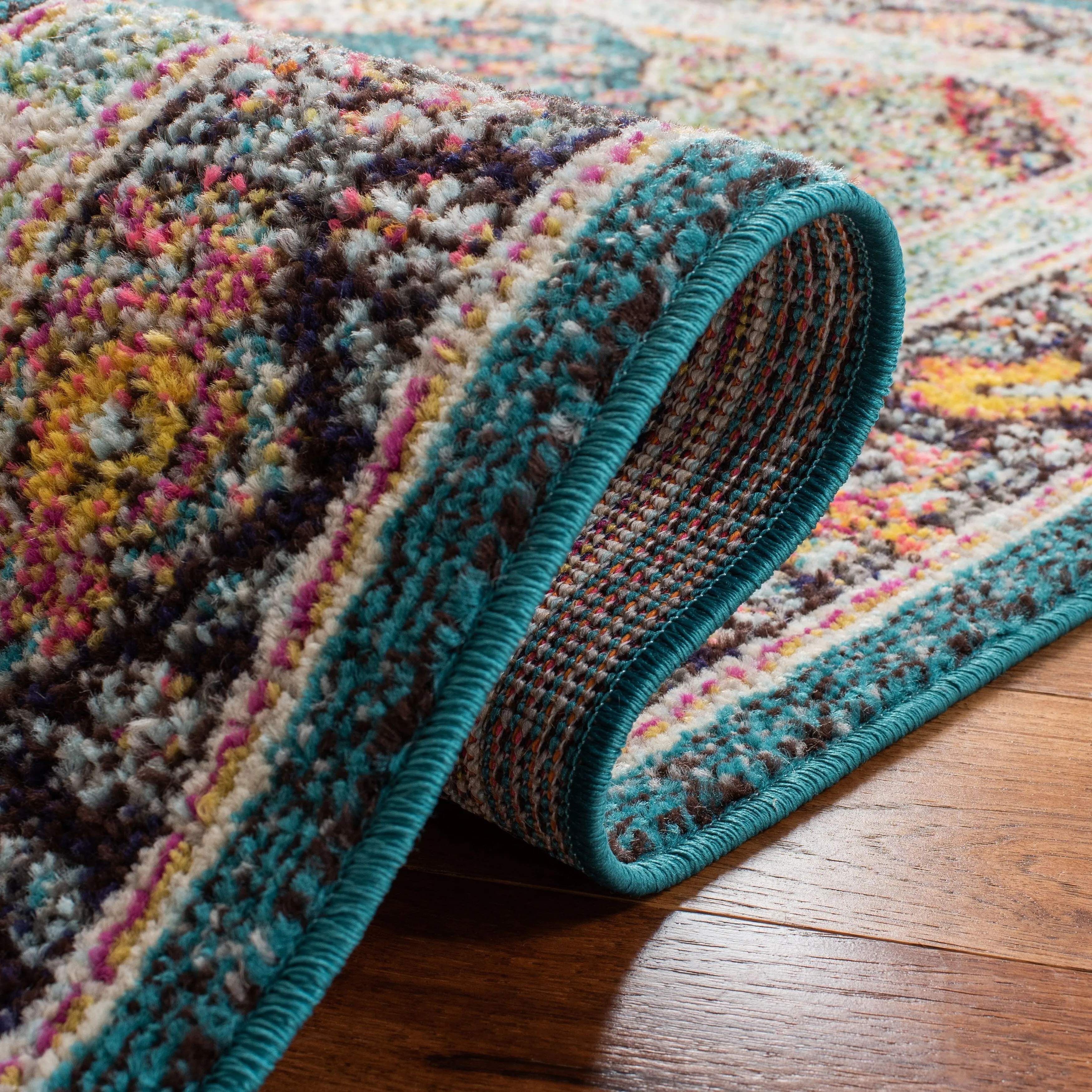 SAFAVIEH Madison Felicitas Vintage Oriental Medallion Rug