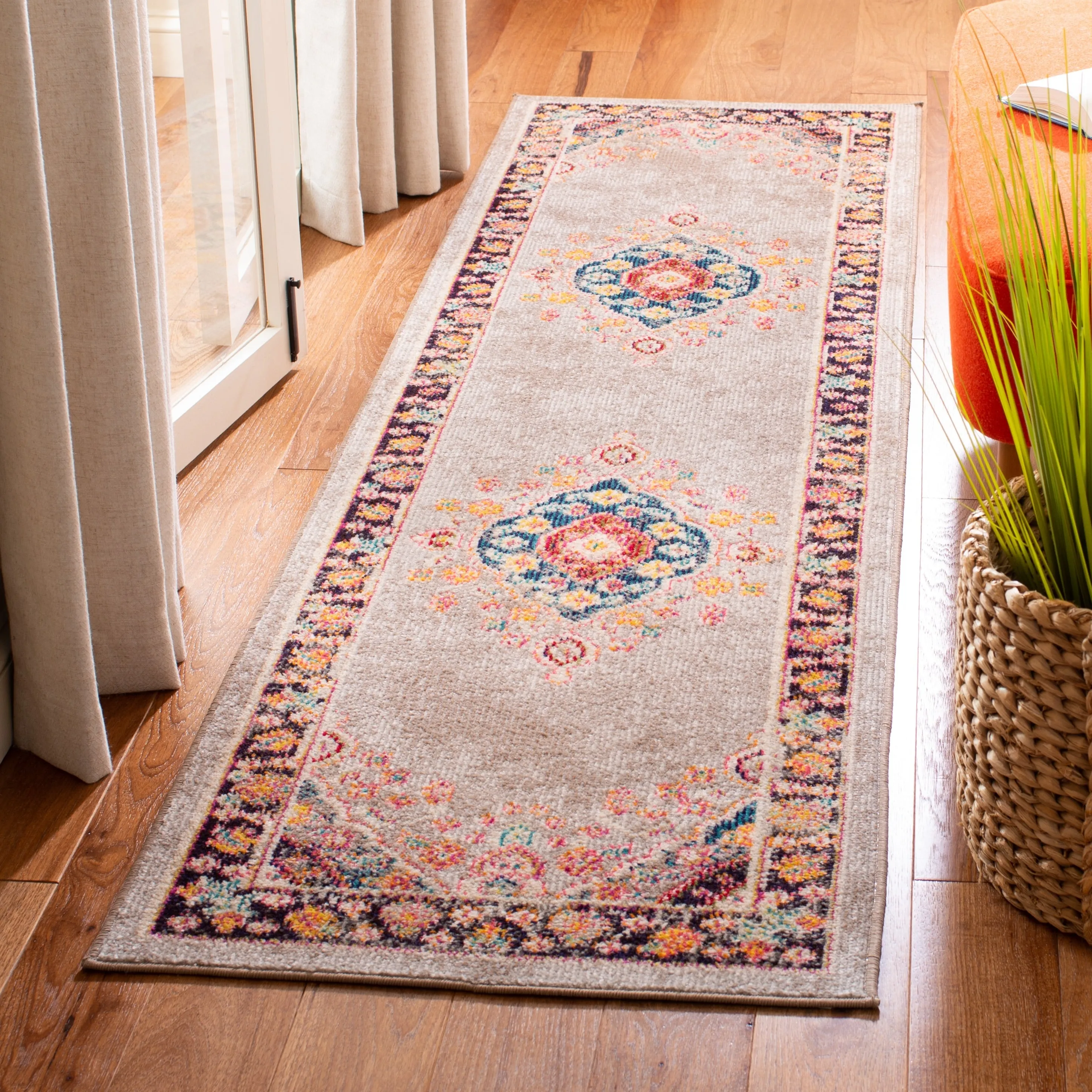 SAFAVIEH Madison Felicitas Vintage Oriental Medallion Rug