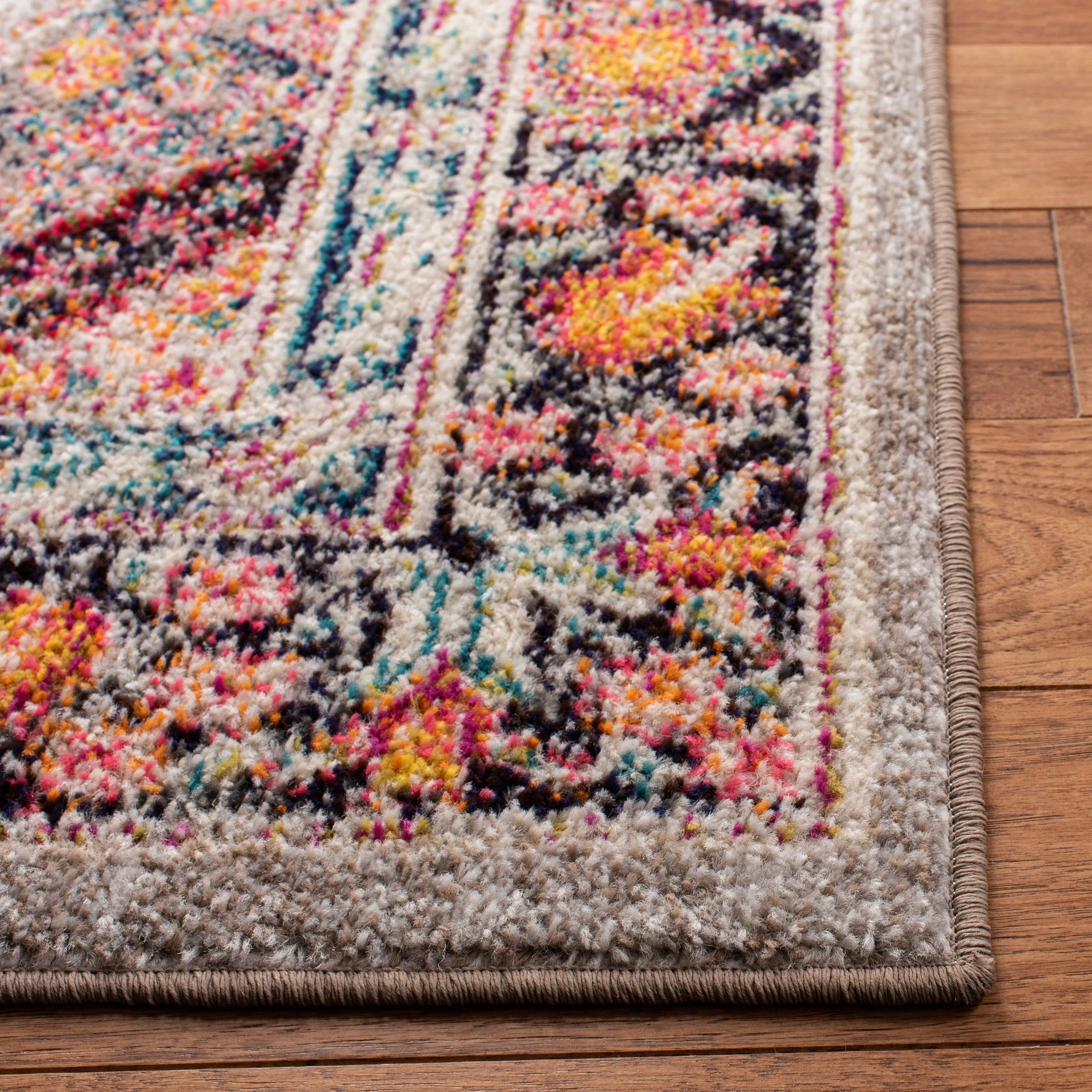 SAFAVIEH Madison Felicitas Vintage Oriental Medallion Rug