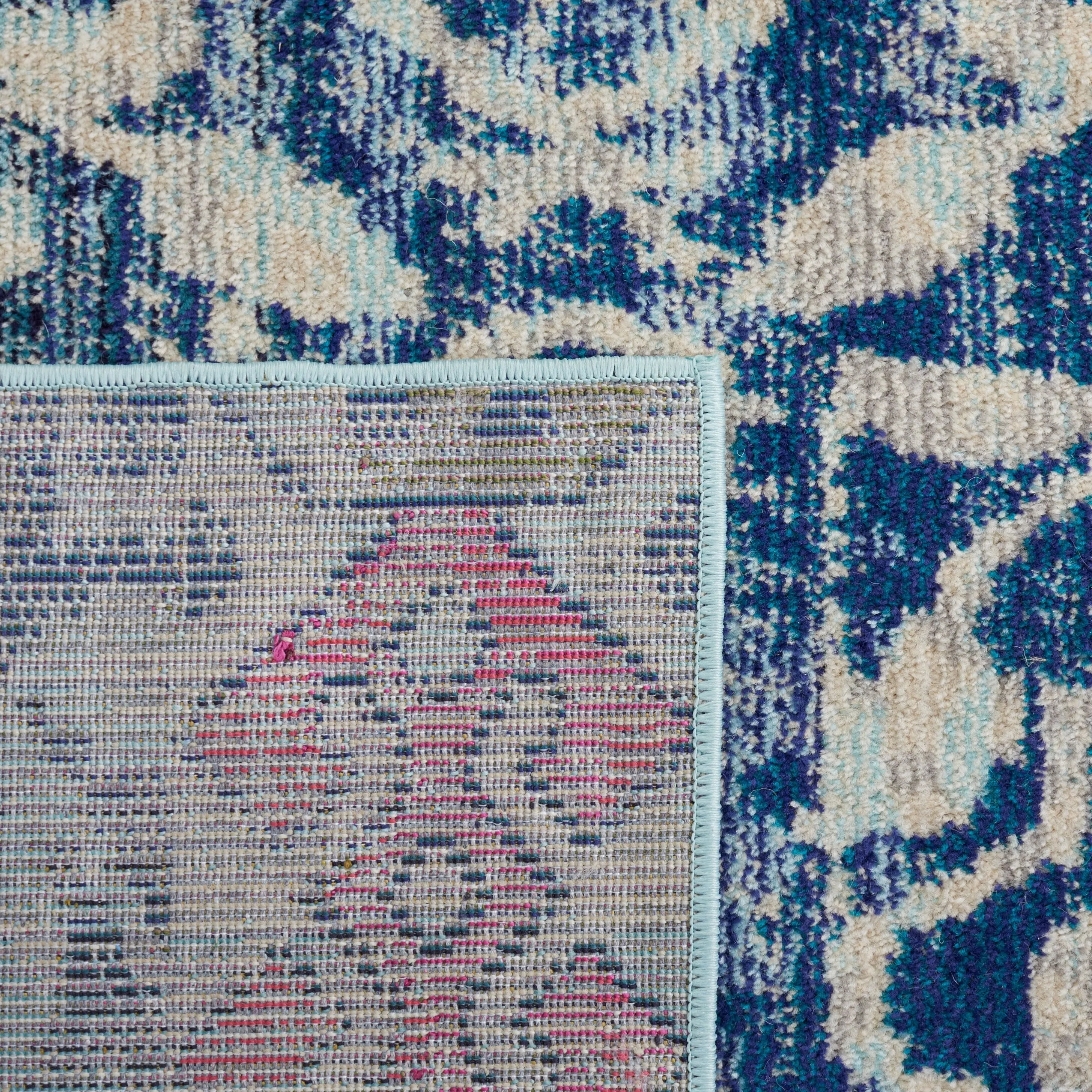 SAFAVIEH Madison Jeljazka Distressed Rug
