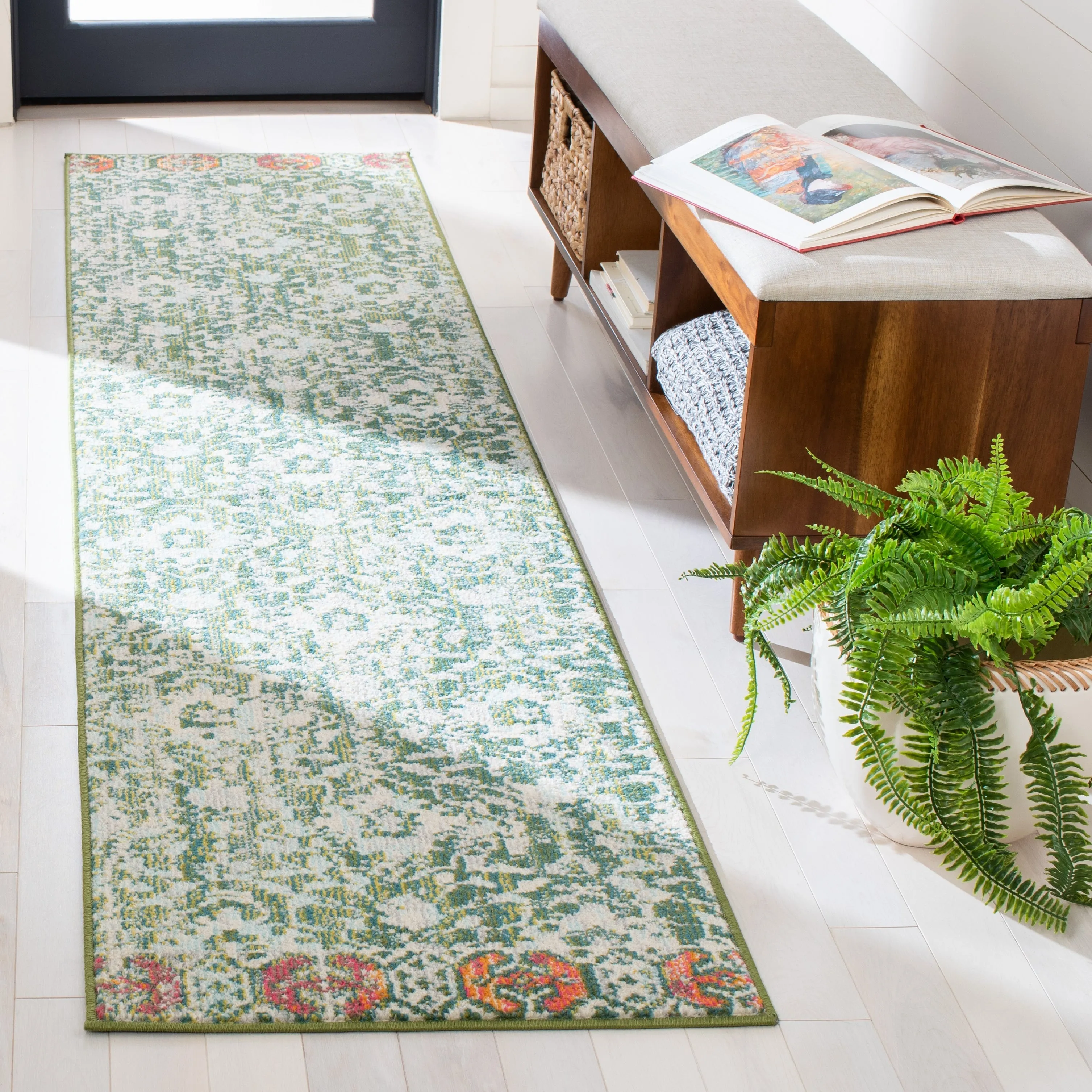 SAFAVIEH Madison Jeljazka Distressed Rug