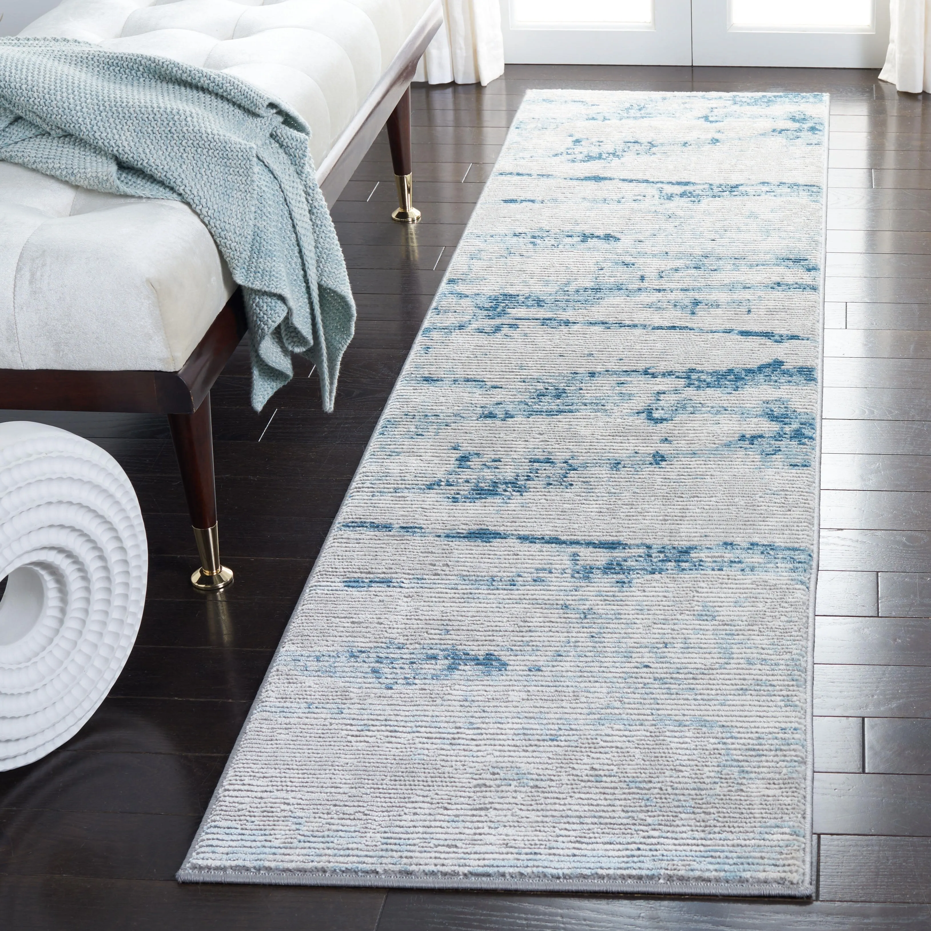 SAFAVIEH Meadow Entela Modern Abstract Rug