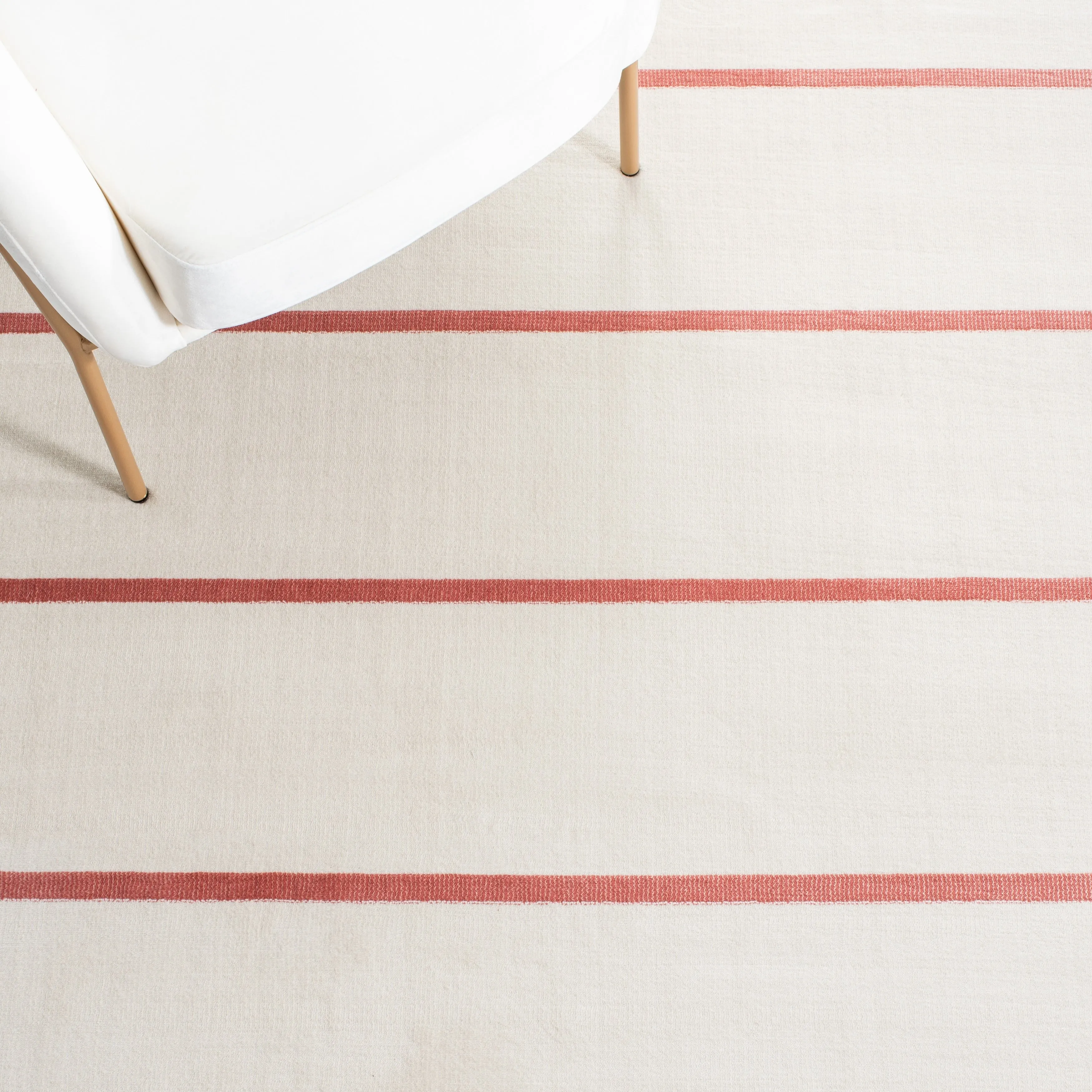 SAFAVIEH Orwell Fleda Modern Stripe Rug