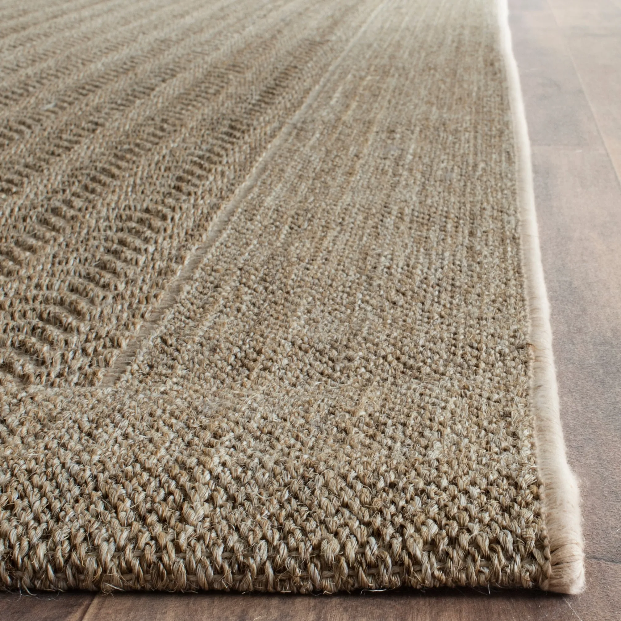 SAFAVIEH. Palm Beach Pearly Modern Sisal Rug