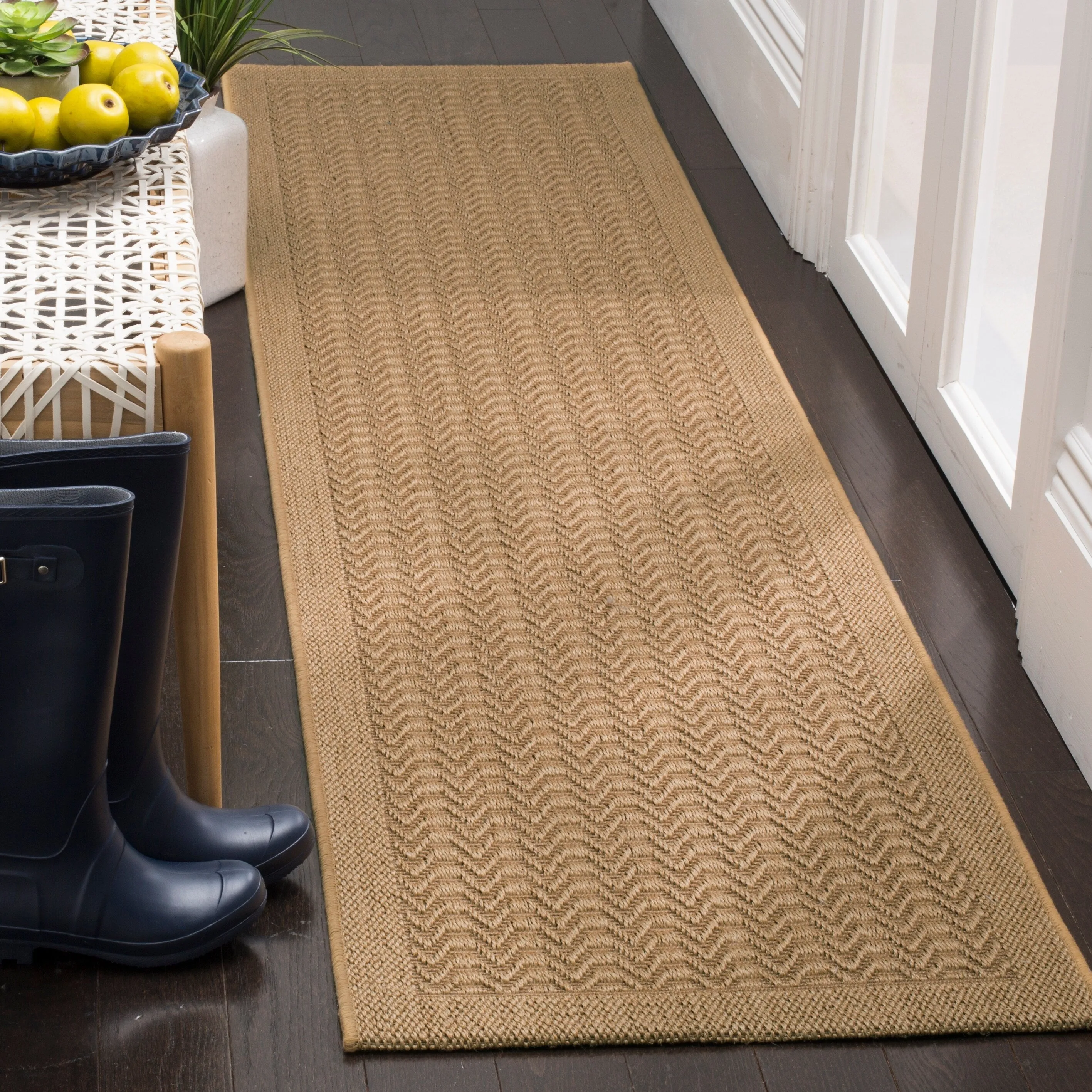 SAFAVIEH. Palm Beach Pearly Modern Sisal Rug