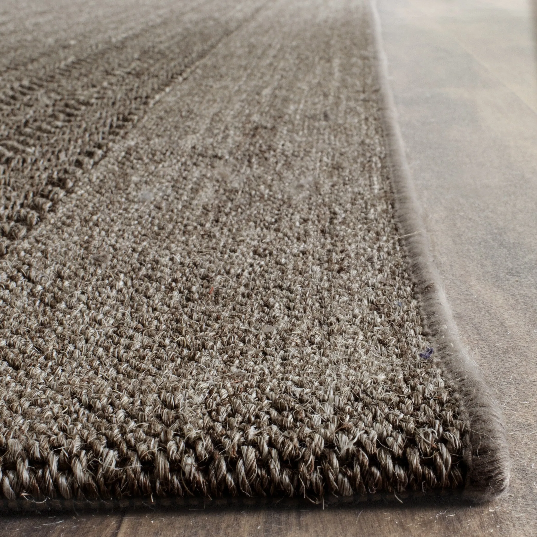 SAFAVIEH. Palm Beach Pearly Modern Sisal Rug