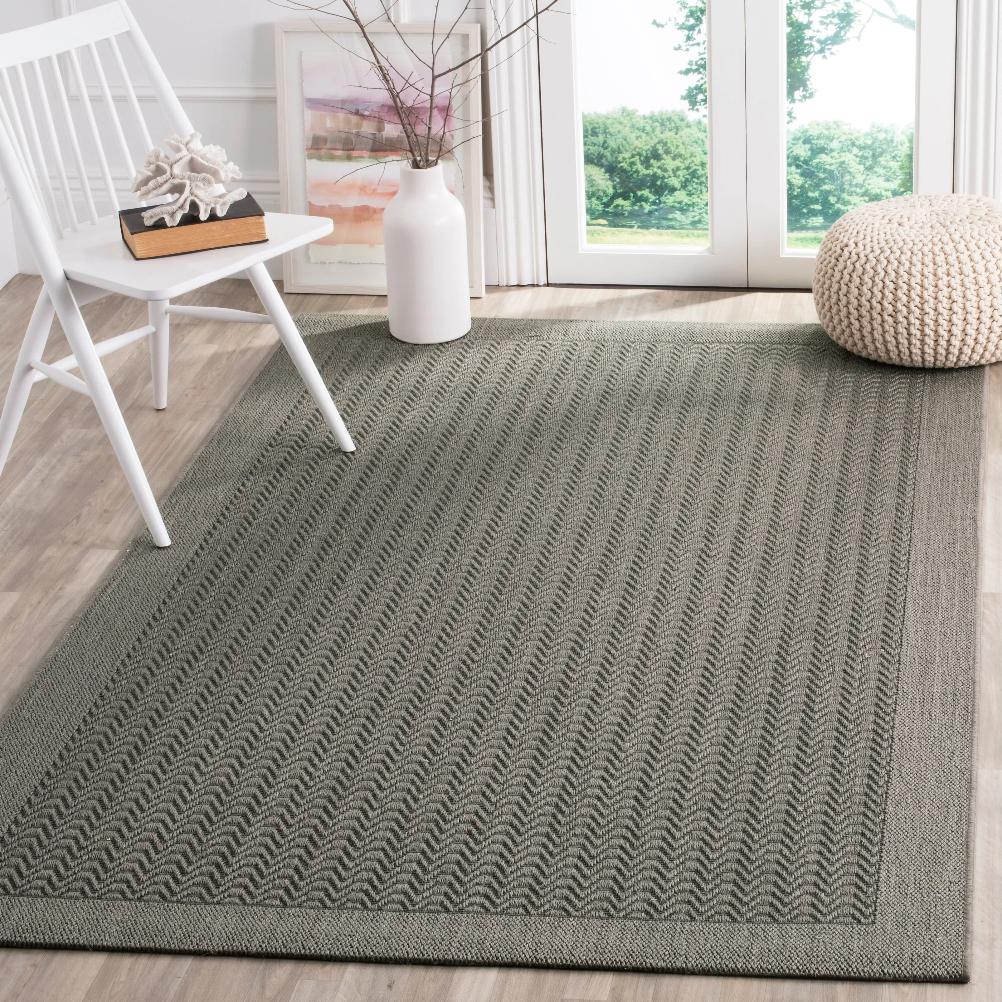 SAFAVIEH. Palm Beach Pearly Modern Sisal Rug