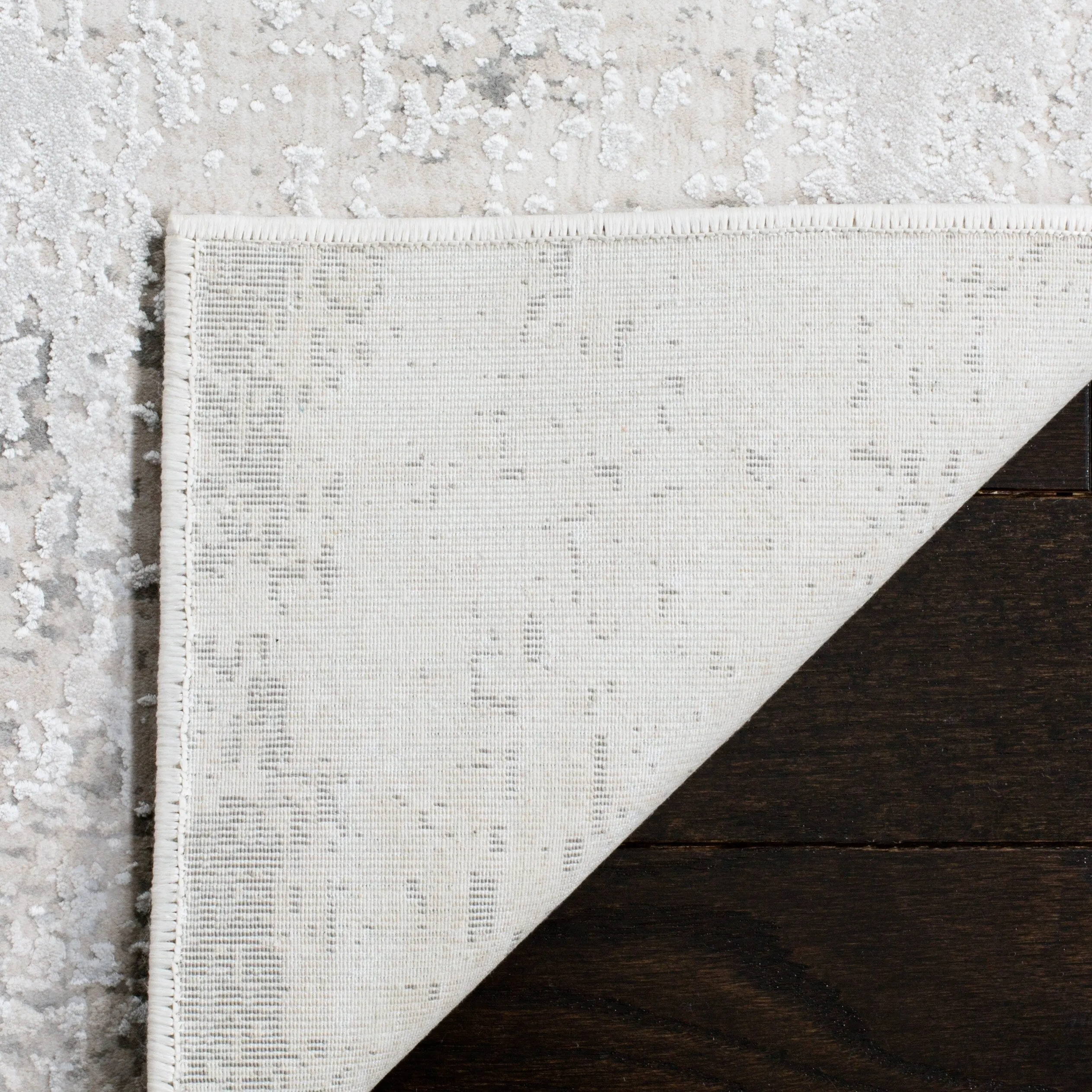 SAFAVIEH Princeton Arra Modern Distressed Rug