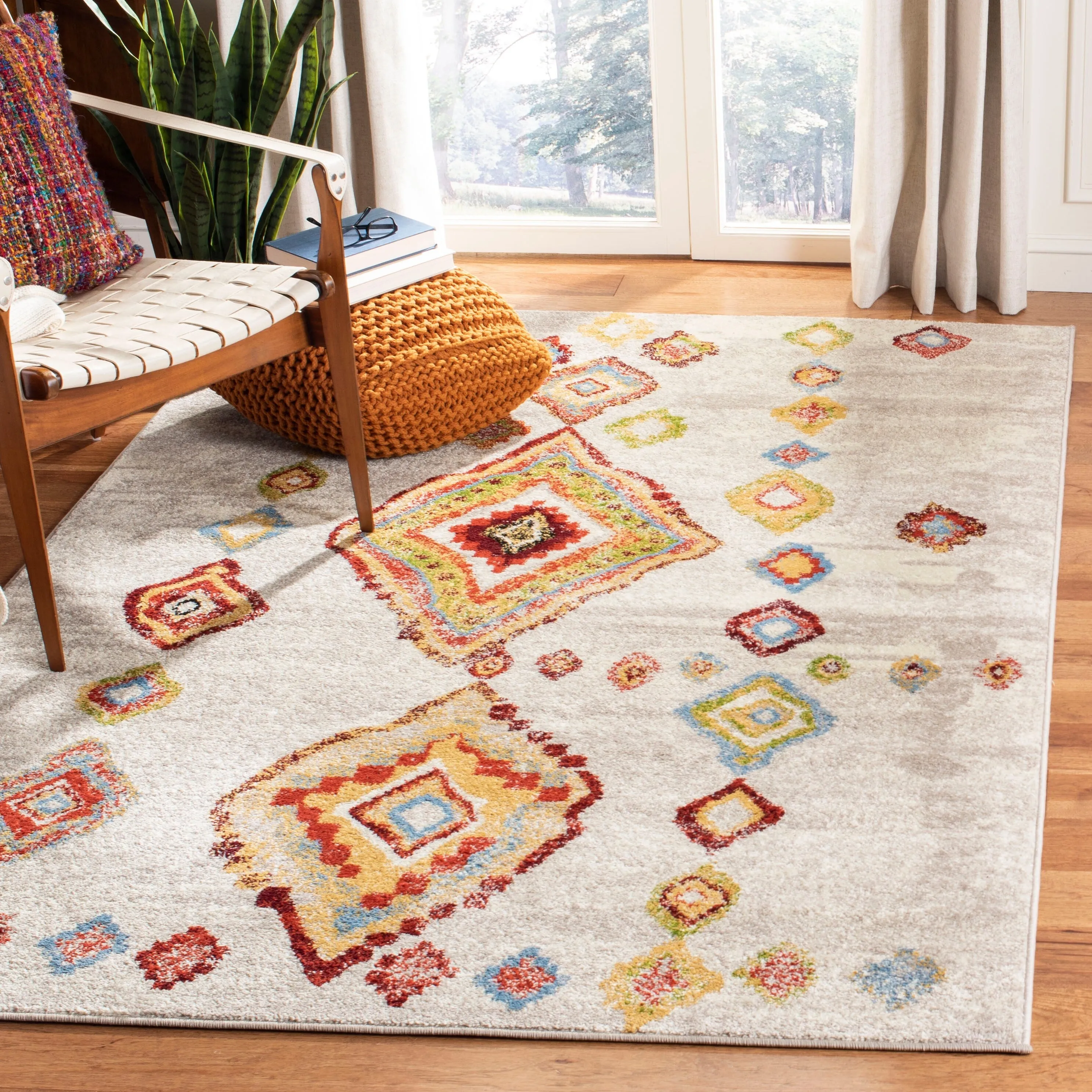 SAFAVIEH Sagamore Saaba Modern Tribal Rug