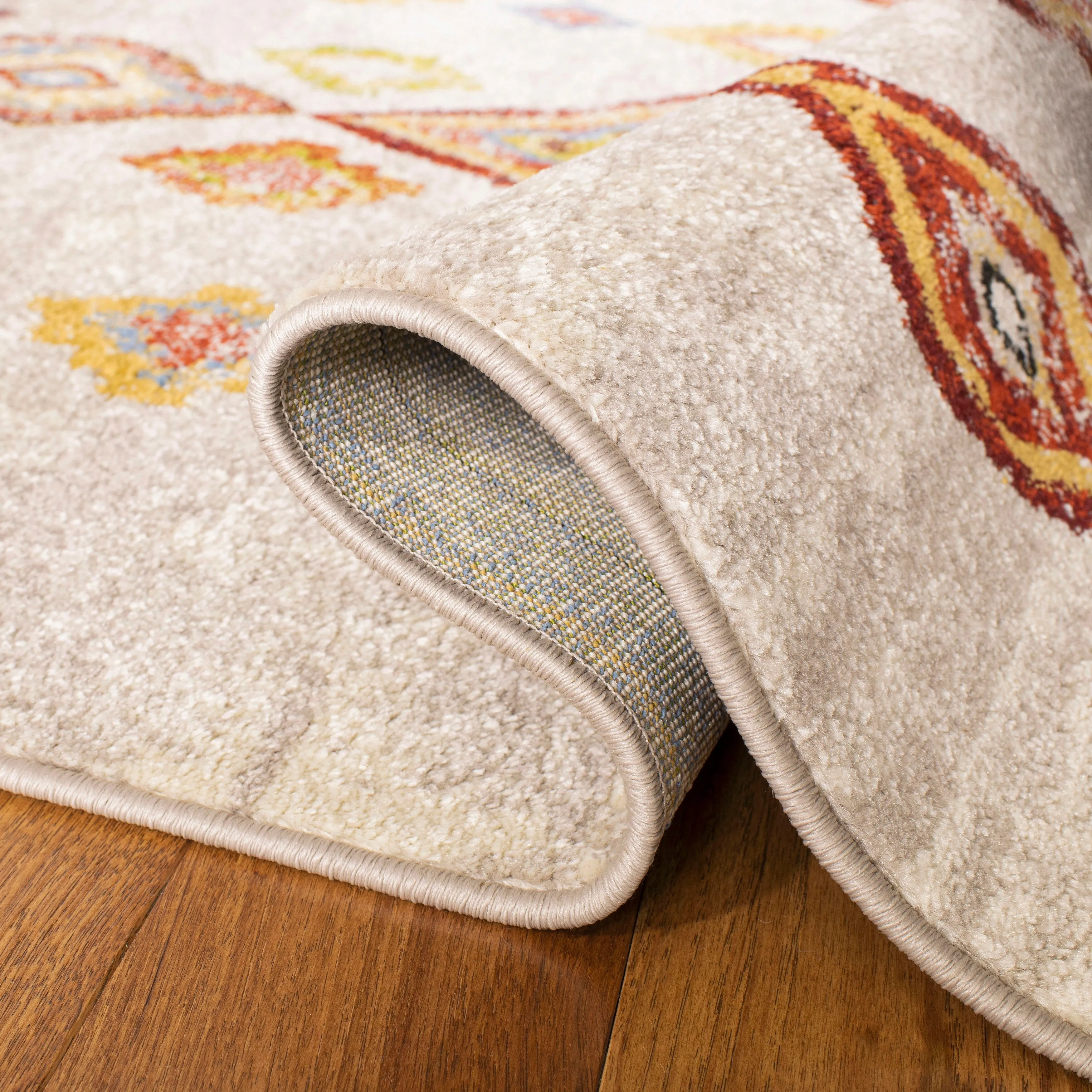 SAFAVIEH Sagamore Saaba Modern Tribal Rug