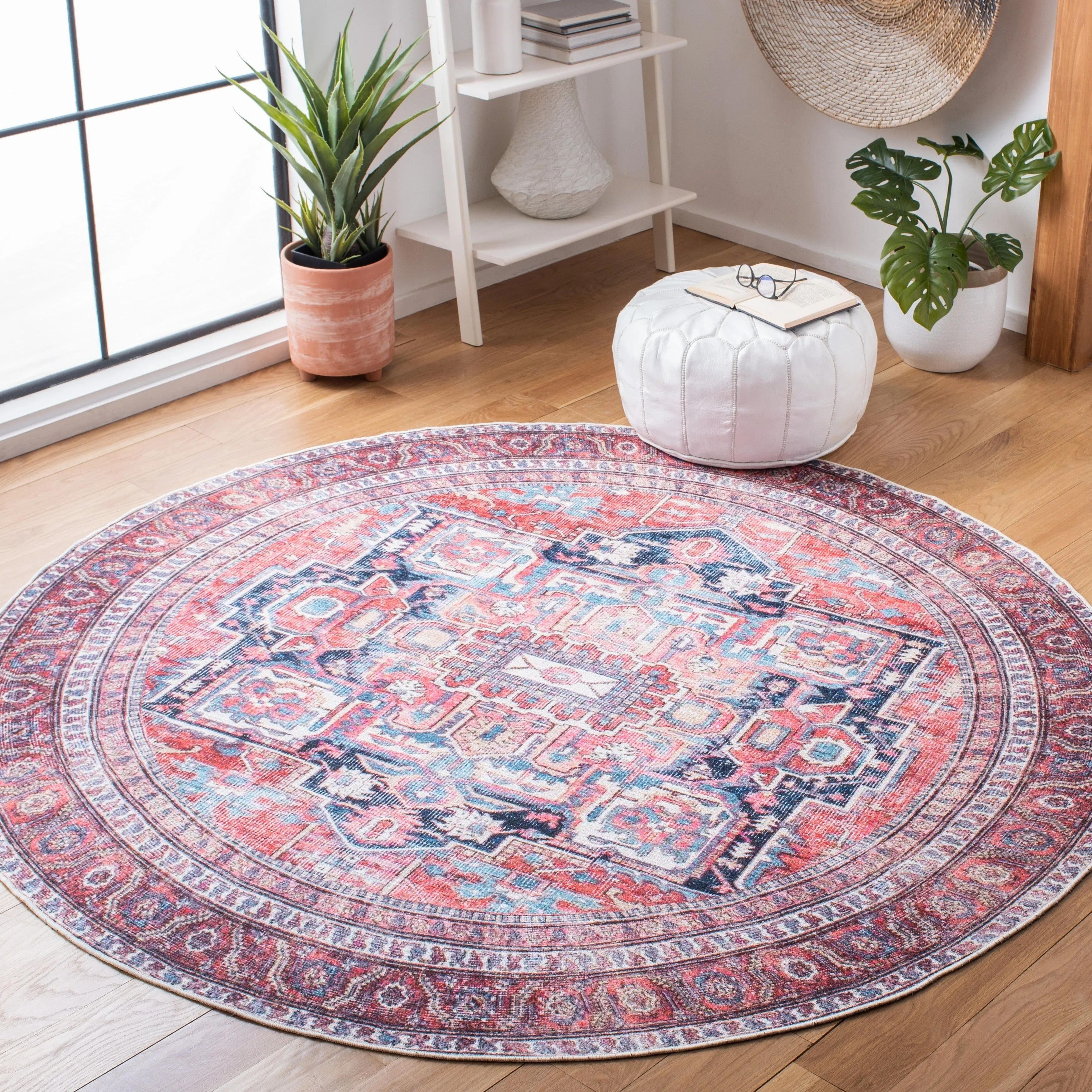 SAFAVIEH Serapi Machine Washable Vallie Medallion Distressed Rug
