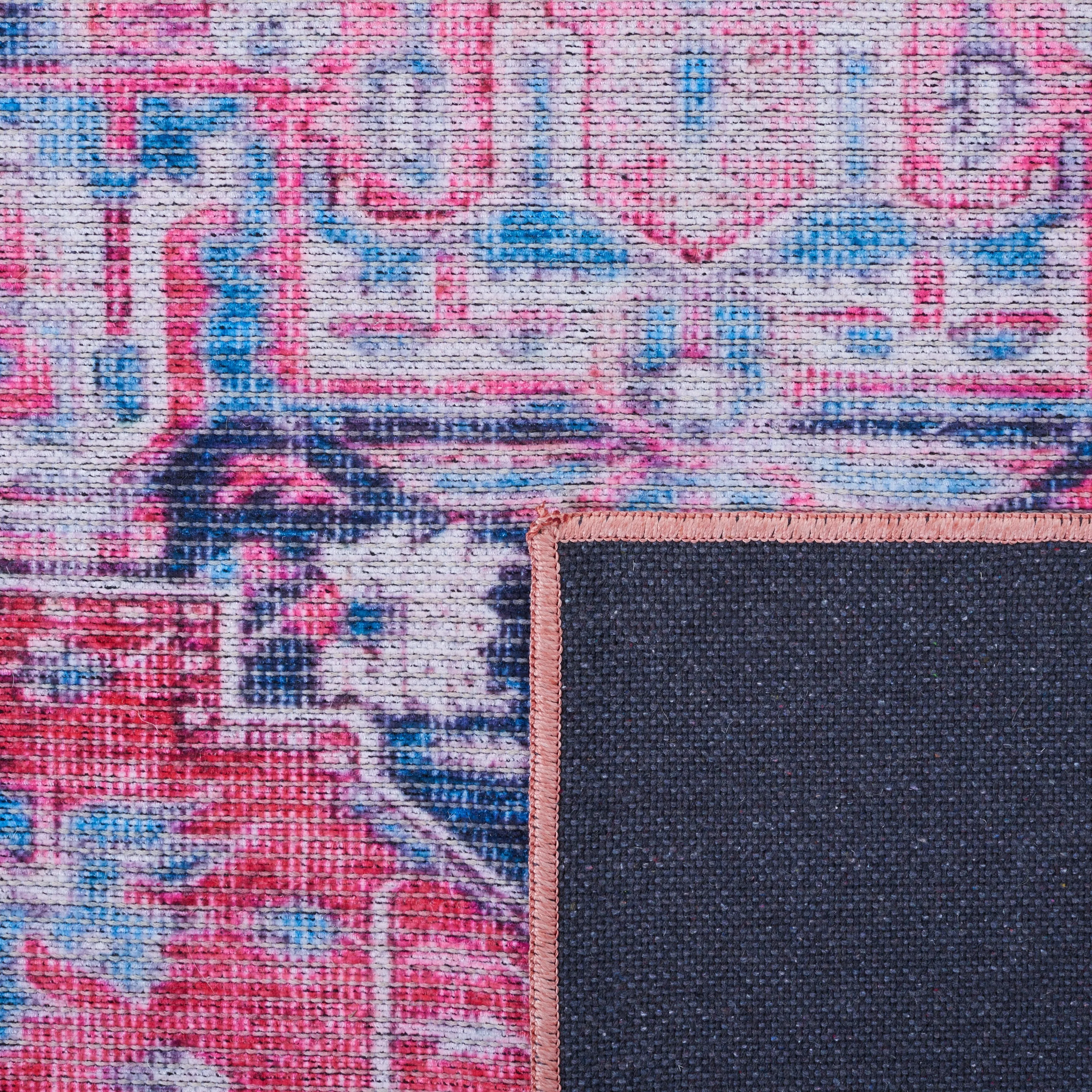 SAFAVIEH Serapi Machine Washable Vallie Medallion Distressed Rug