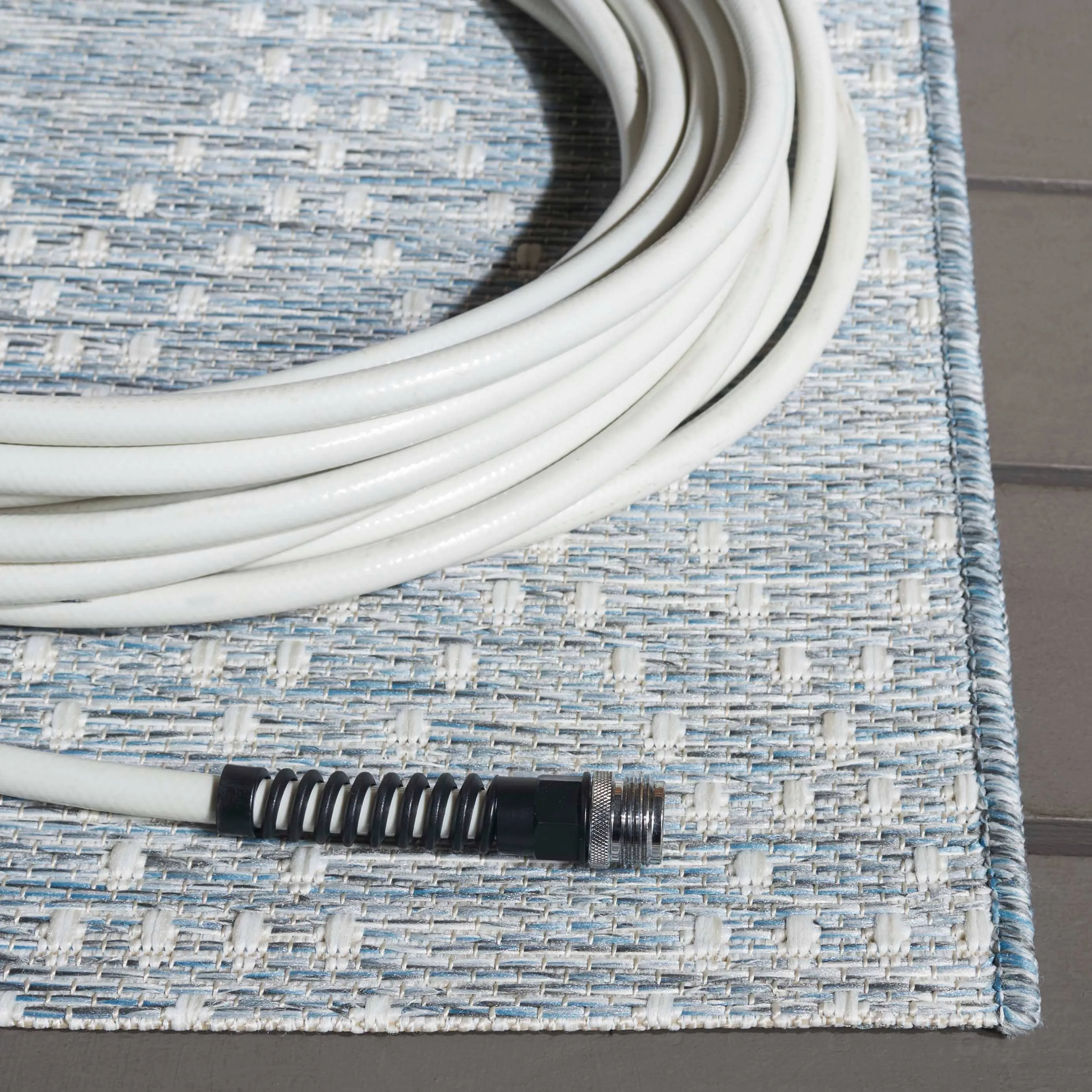 SAFAVIEH Sunset Jenja Indoor/Outdoor Washable Backyard Patio Rug