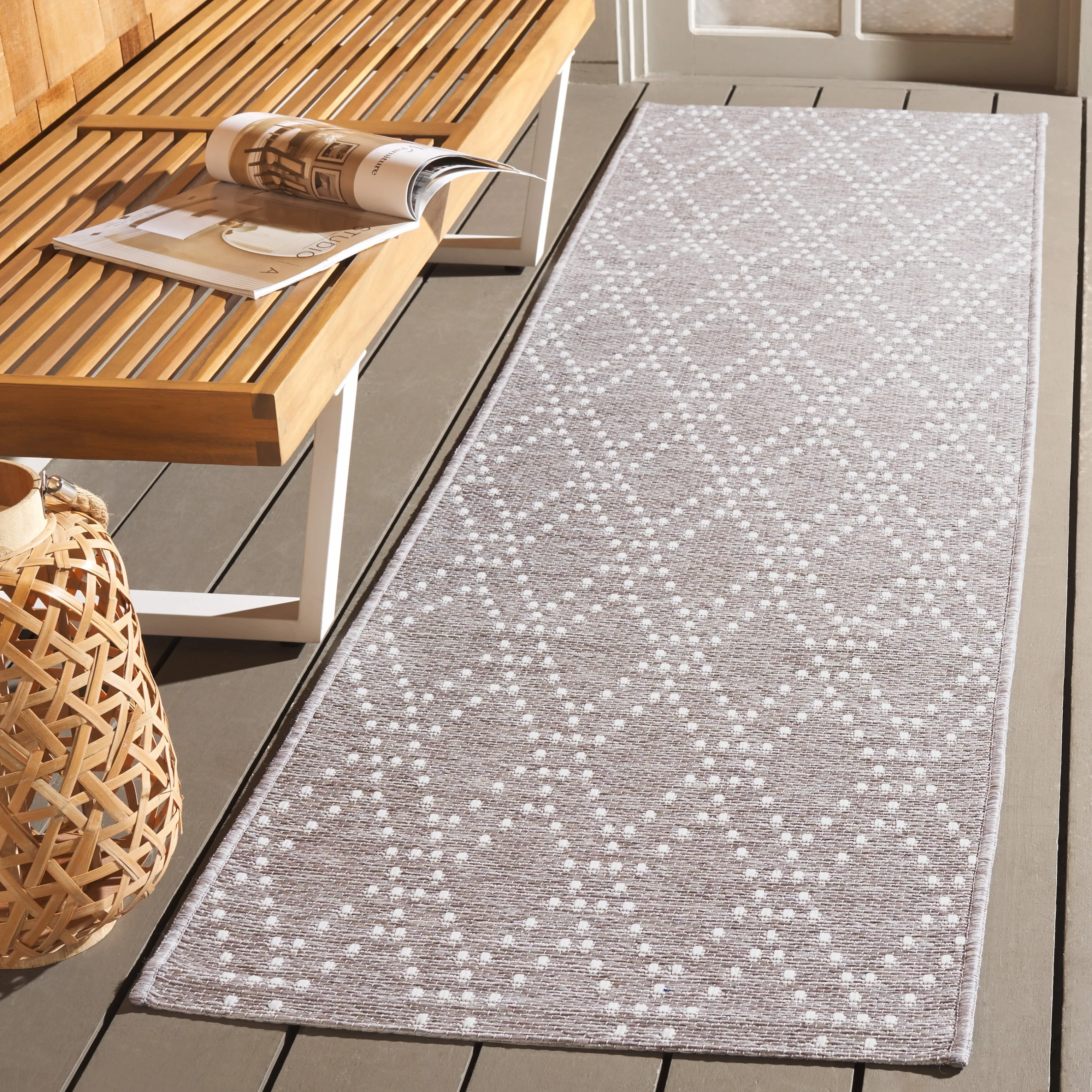 SAFAVIEH Sunset Jenja Indoor/Outdoor Washable Backyard Patio Rug
