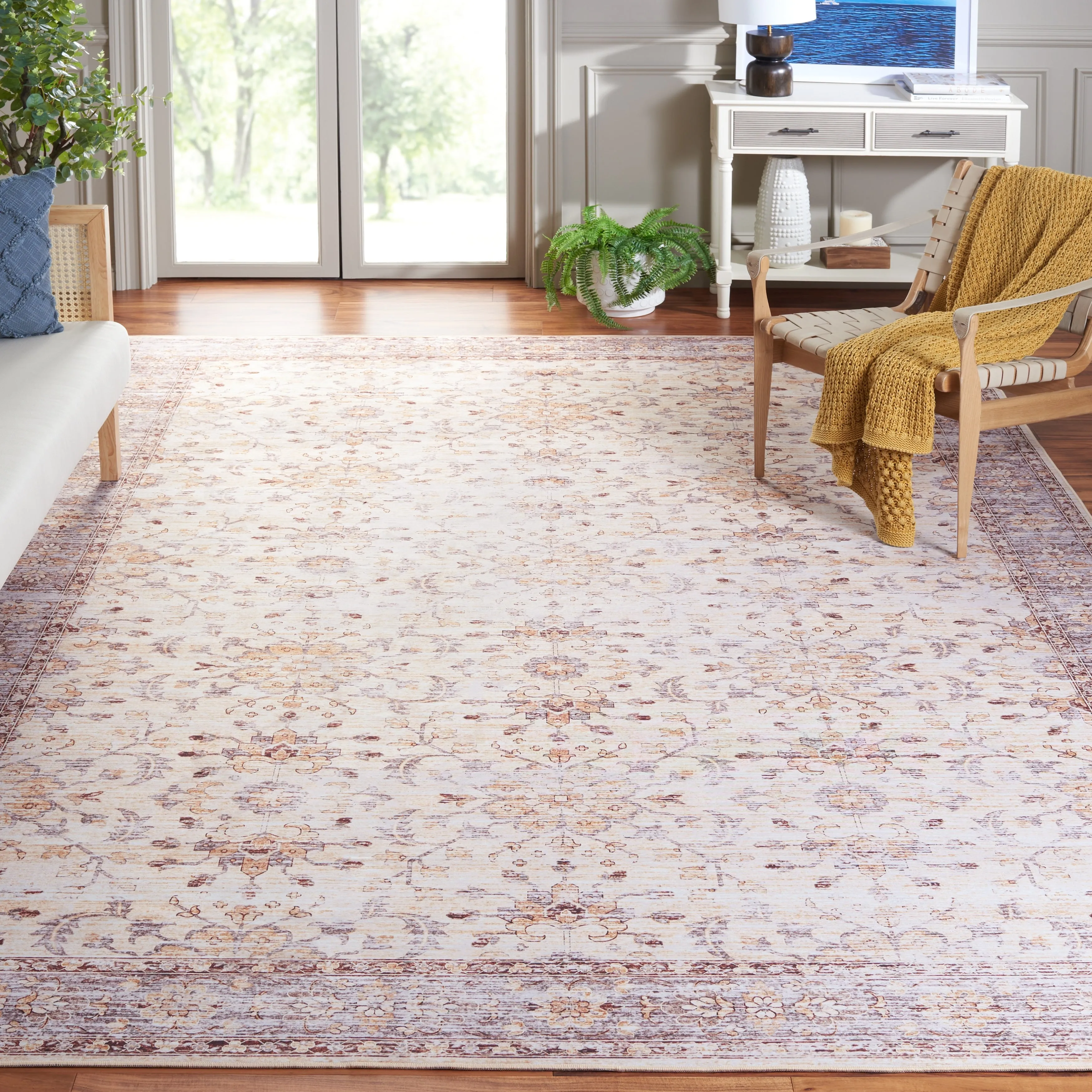 SAFAVIEH Tucson Machine Washable Slip Resistant Riham Oriental Rug