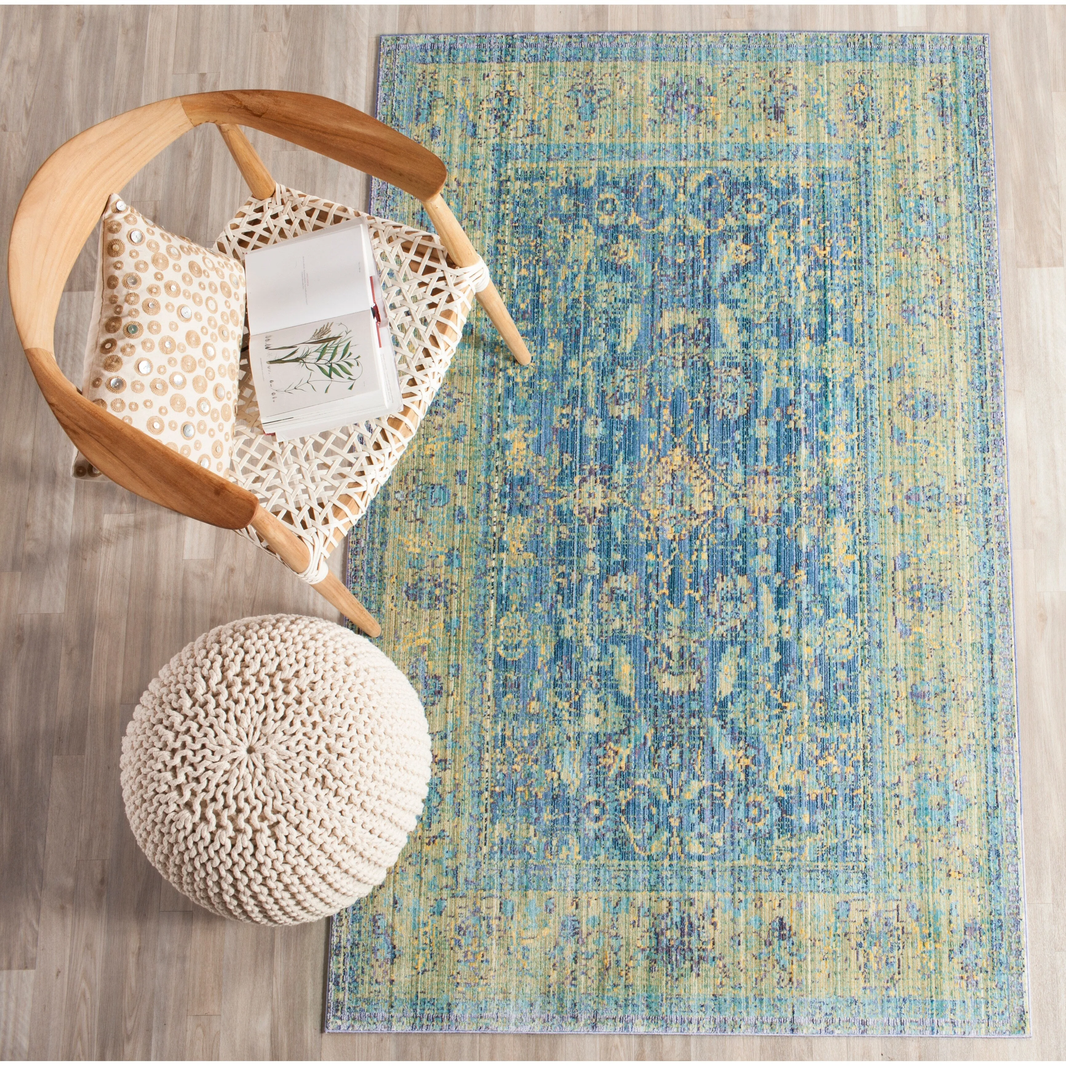SAFAVIEH Valencia Neva Distressed Vintage Boho Oriental Polyester Rug
