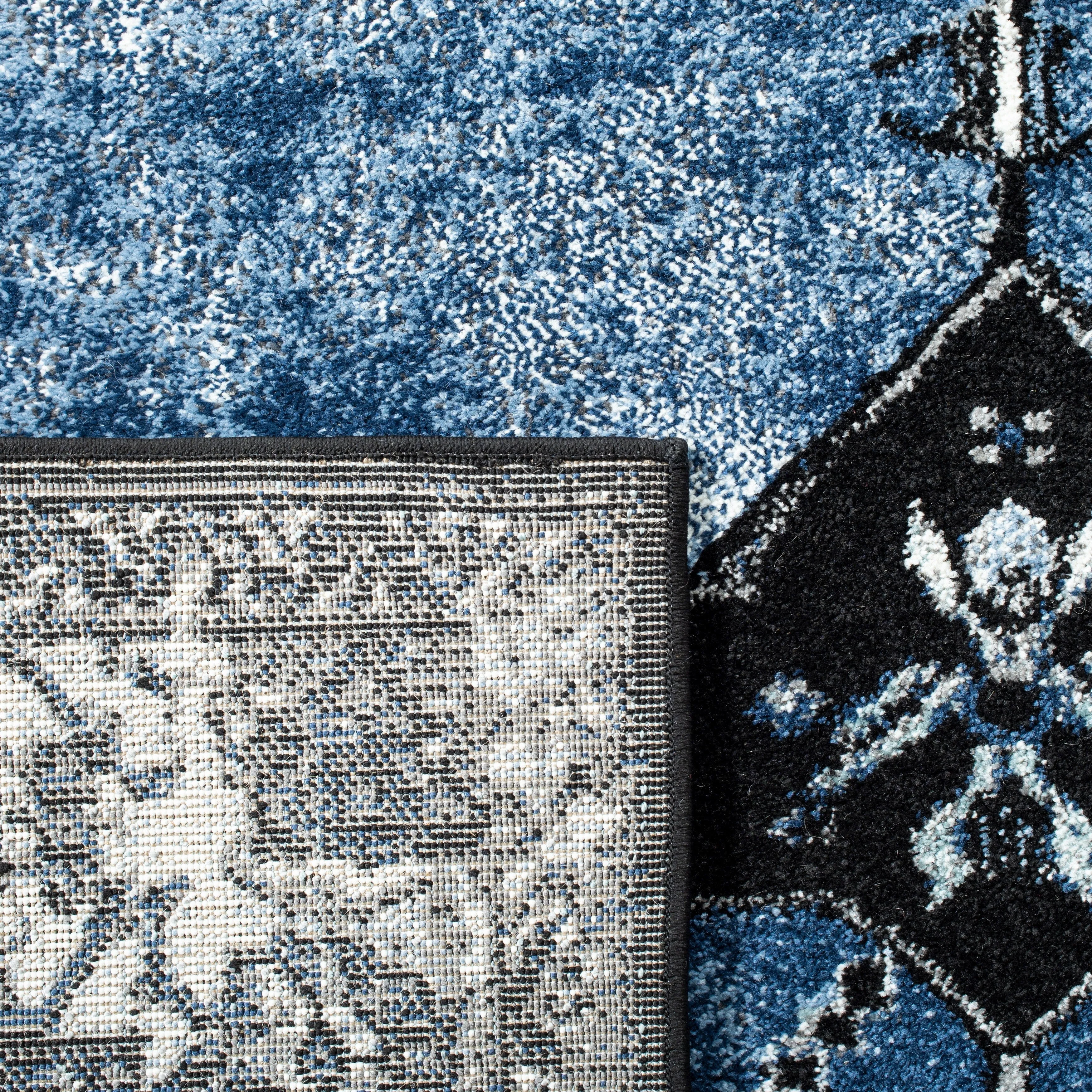 SAFAVIEH Vintage Distressed Boho Regina Akife Oriental Rug