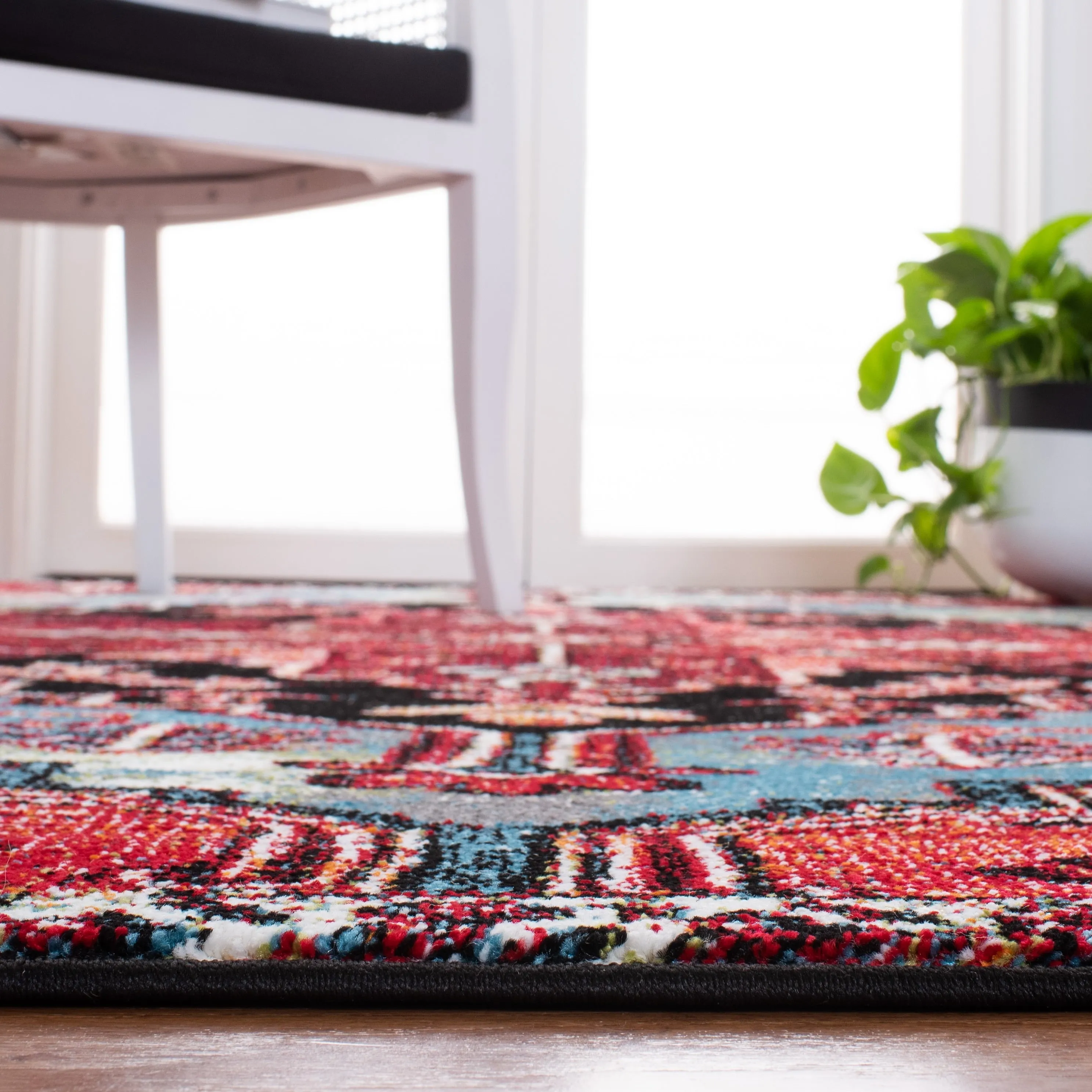 SAFAVIEH Vintage Hamadan Elviira Oriental Medallion Rug