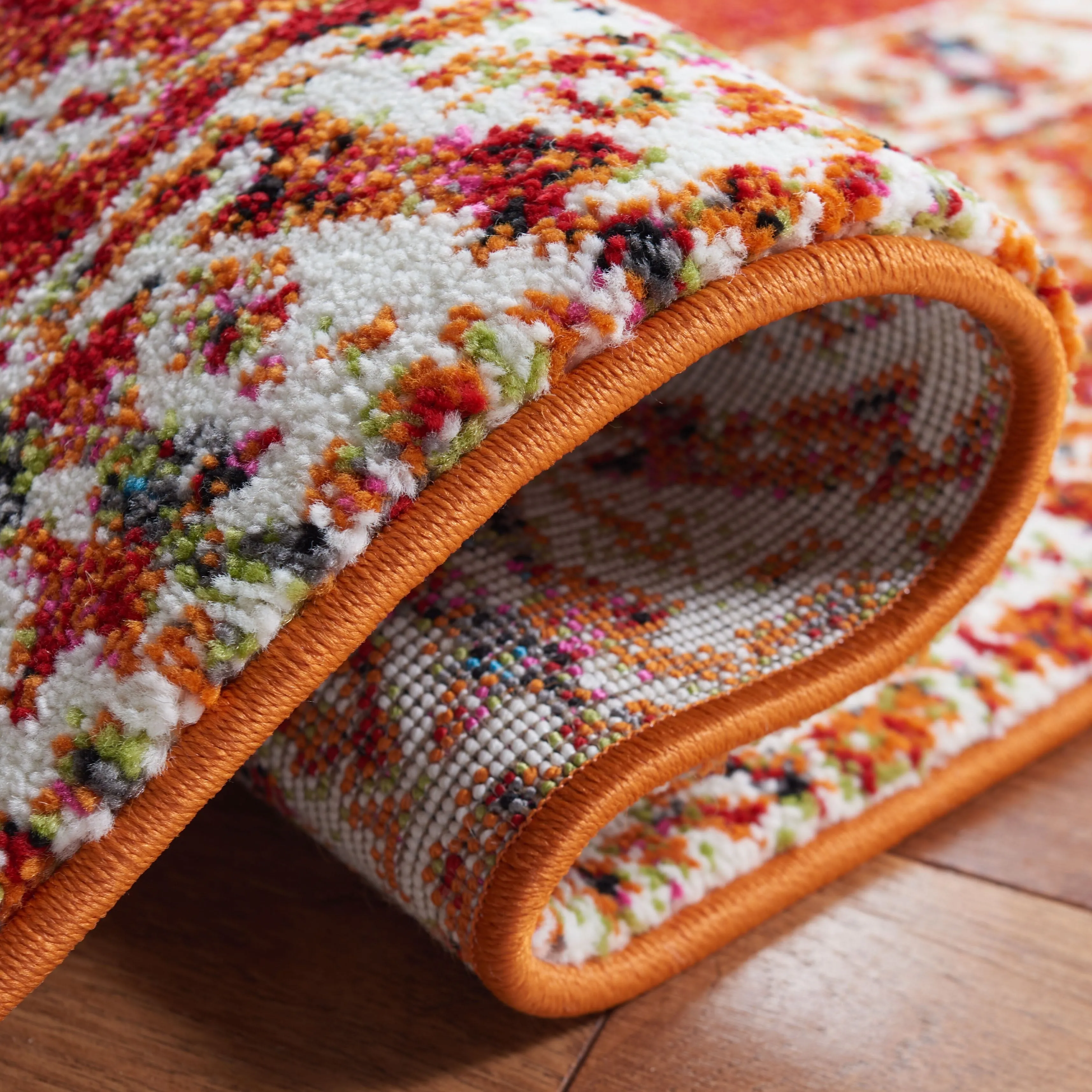 SAFAVIEH Vintage Hamadan Lucile Traditional Medallion Rug