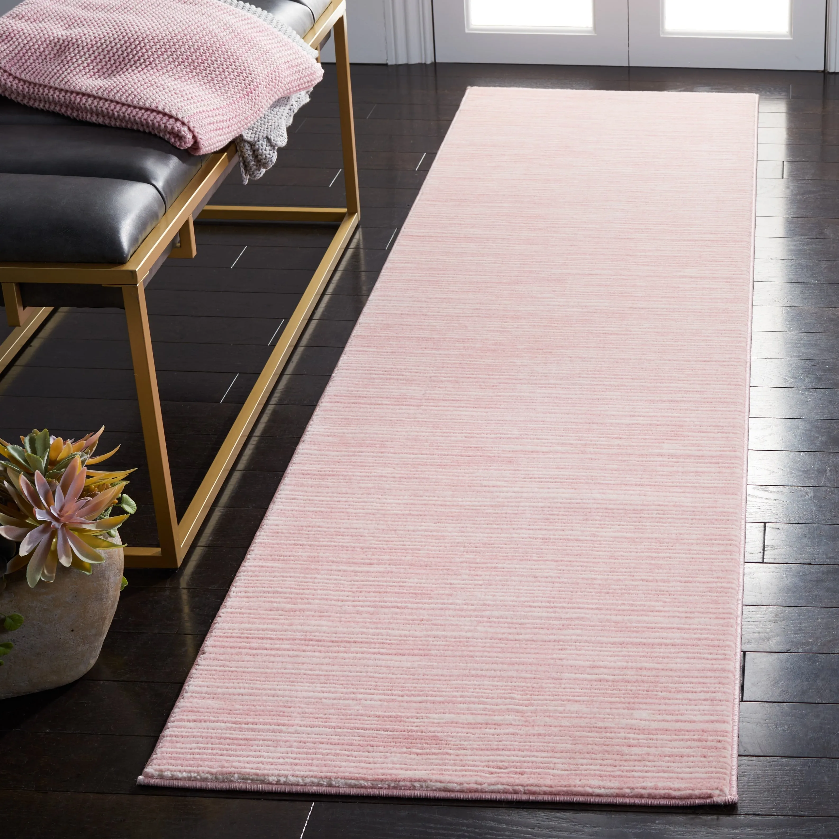SAFAVIEH Vision Sunanda Modern Ombre Tonal Rug.