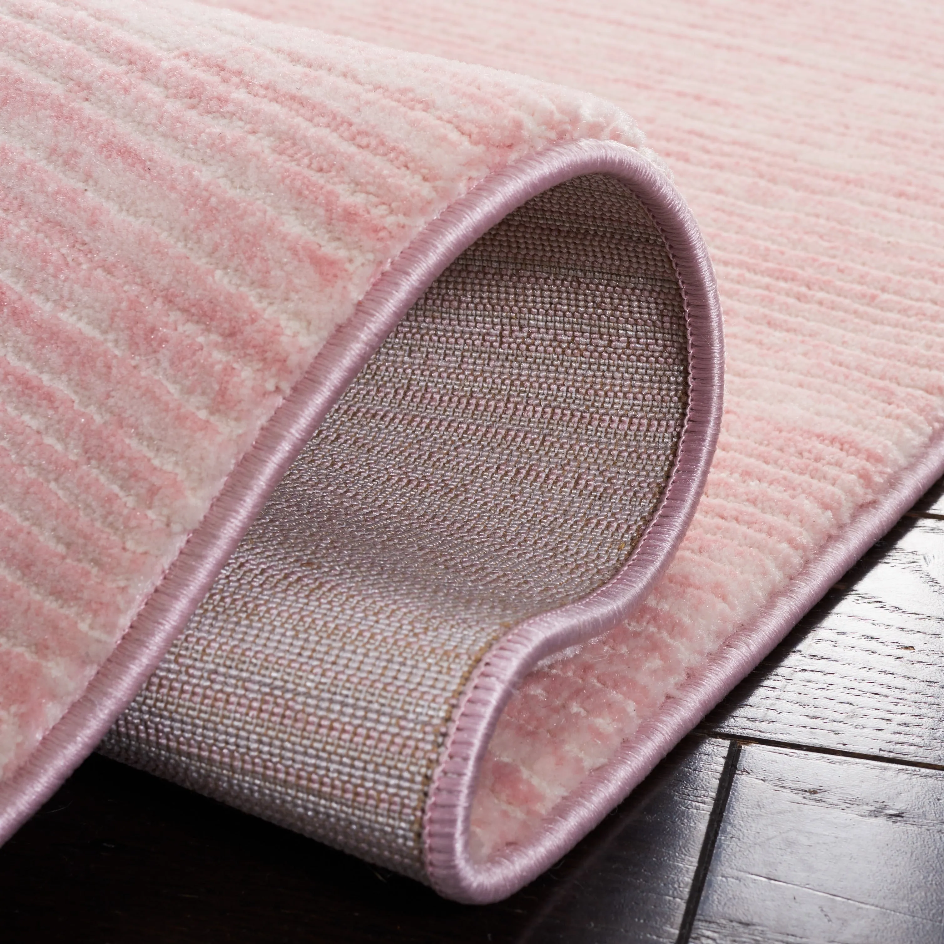 SAFAVIEH Vision Sunanda Modern Ombre Tonal Rug.