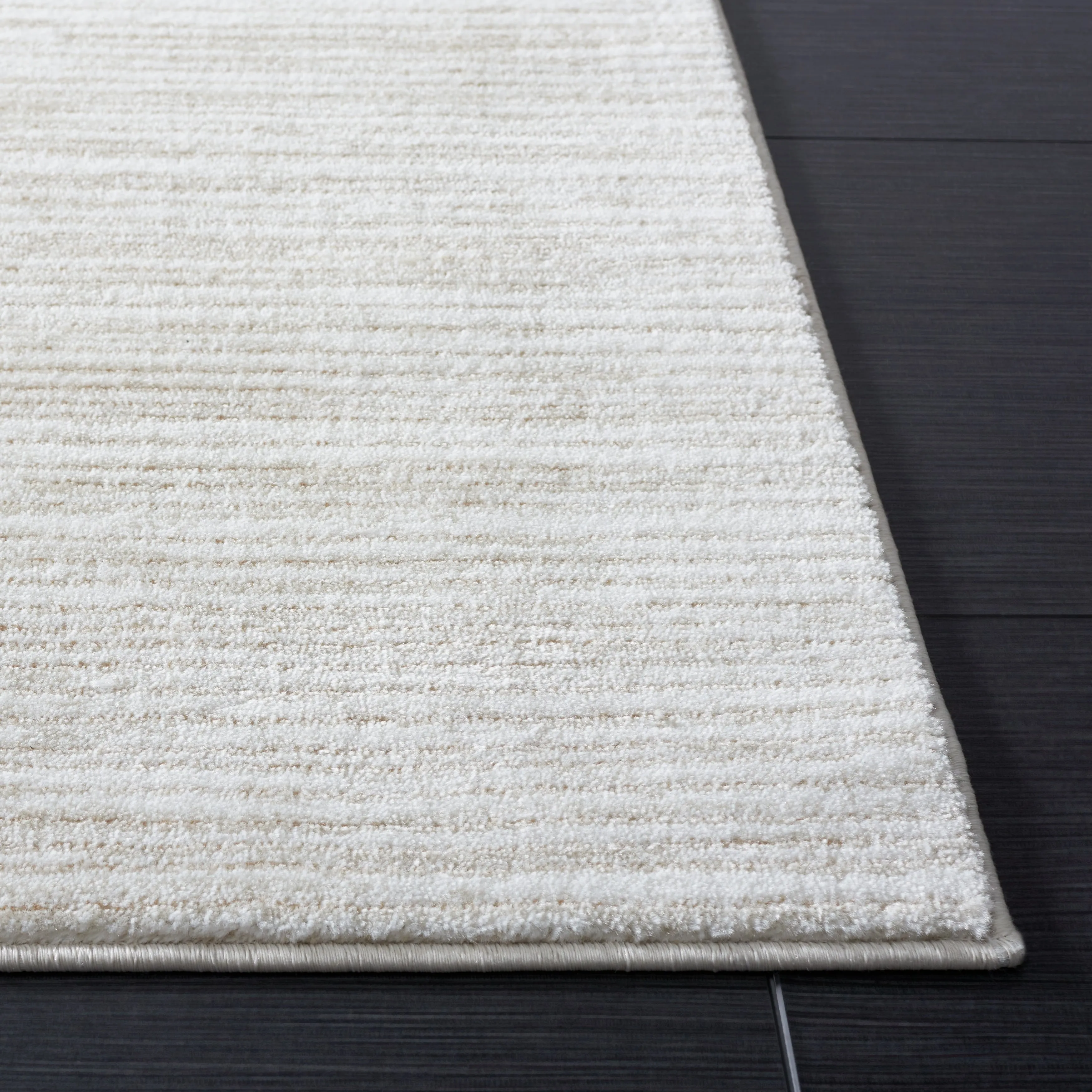 SAFAVIEH Vision Sunanda Modern Ombre Tonal Rug.