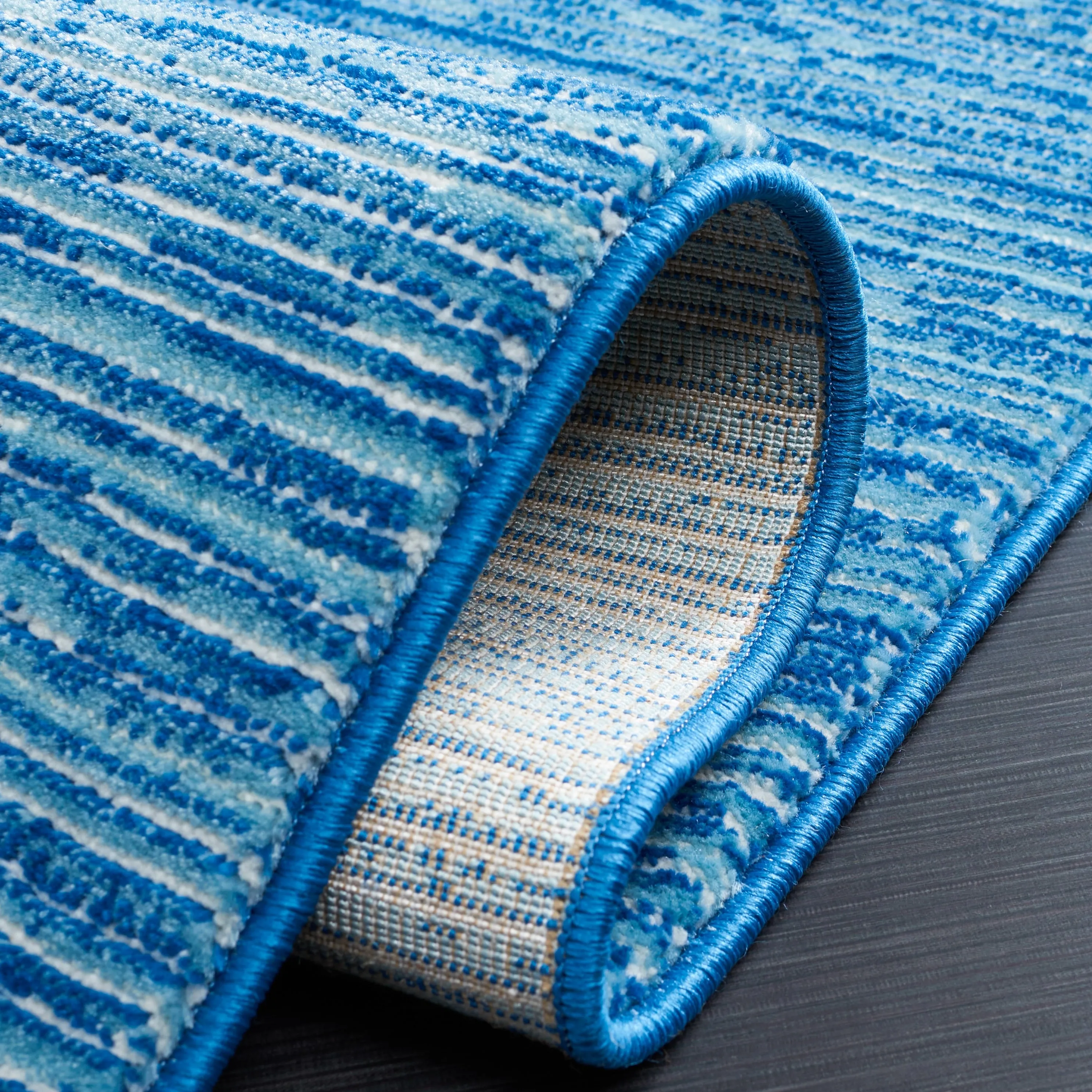 SAFAVIEH Vision Sunanda Modern Ombre Tonal Rug.
